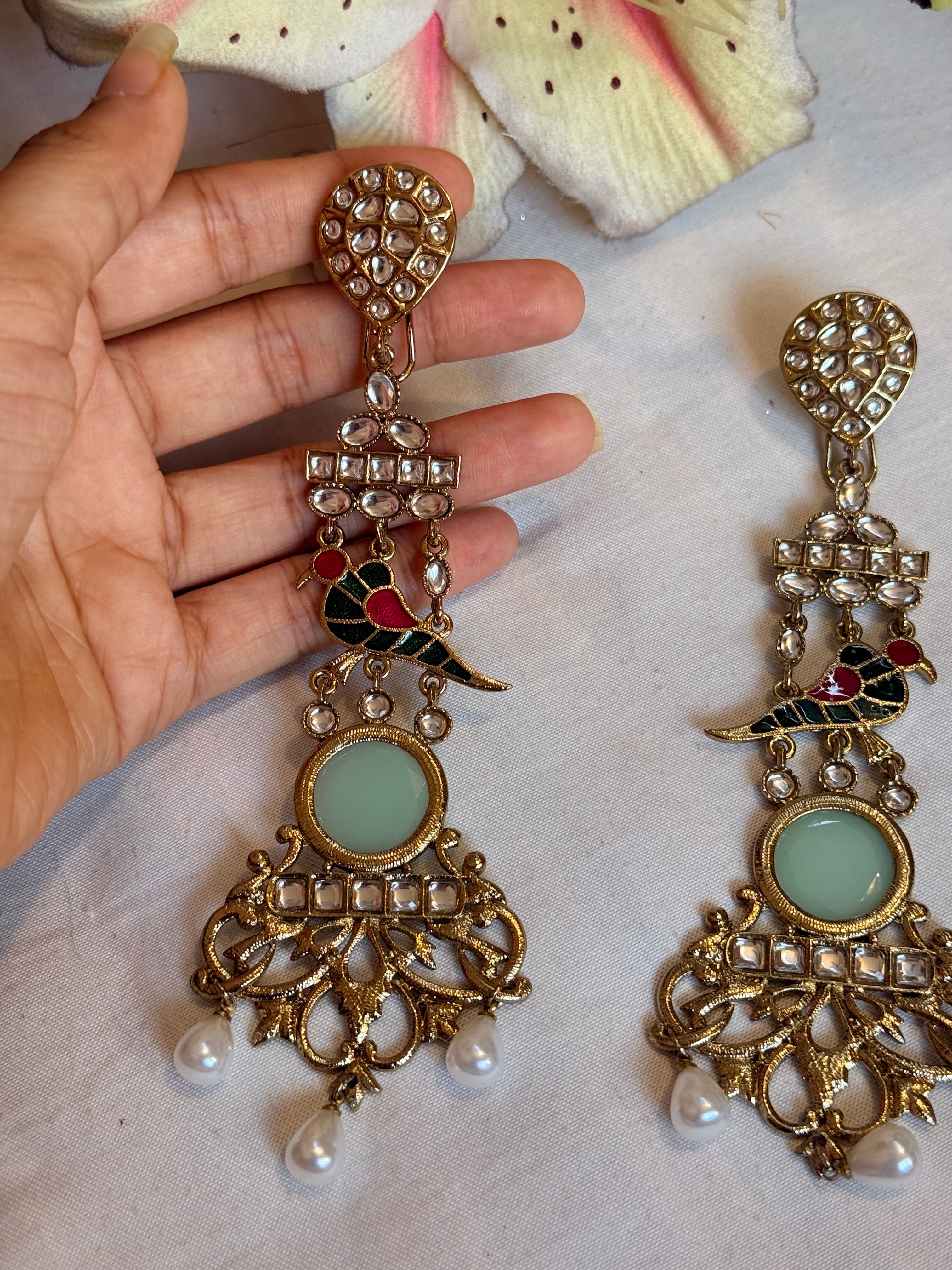 CHANDBALI EARING