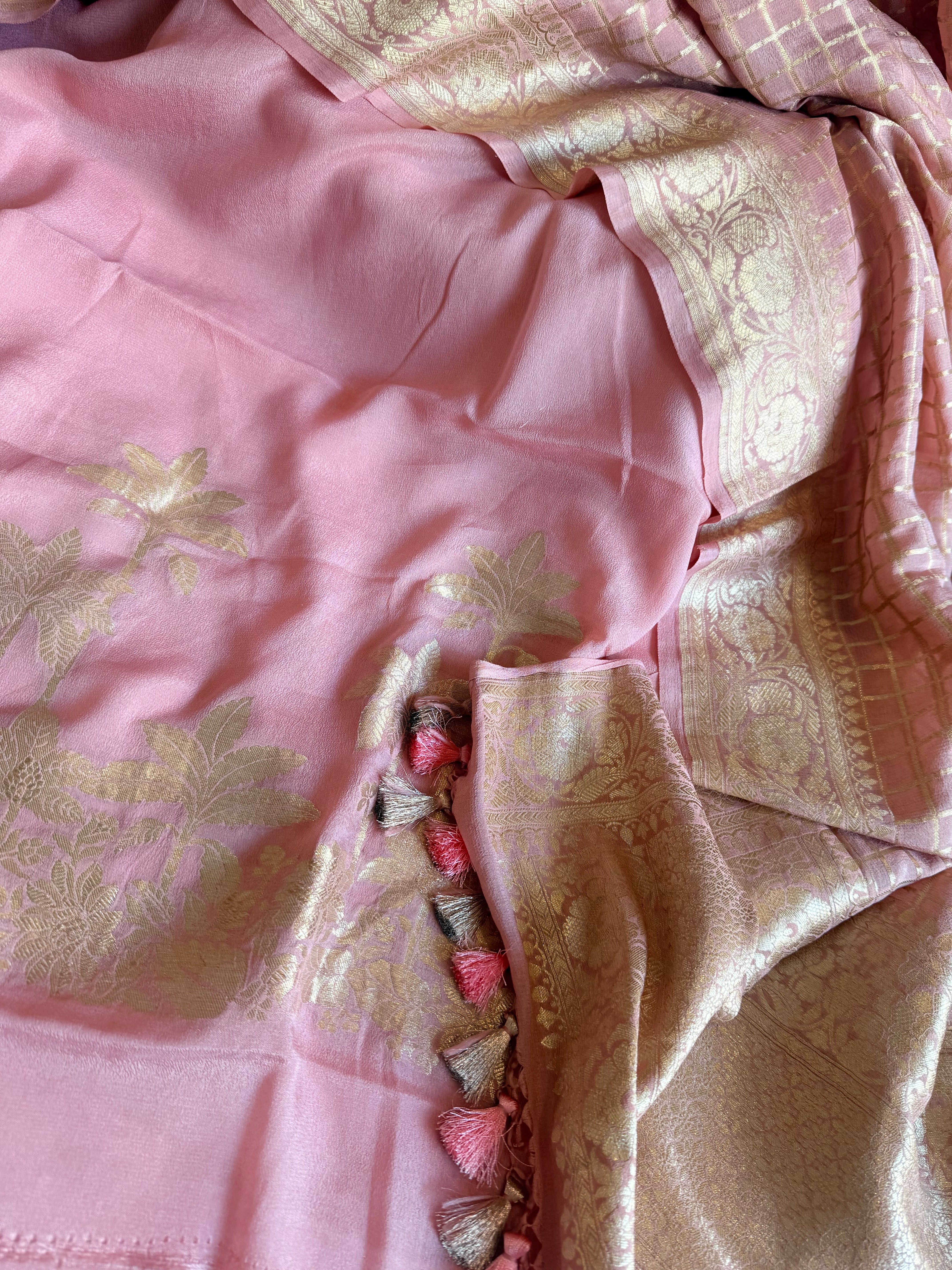 Chiffon gorgette peachy pink kadhwa weaving banarasi suit set