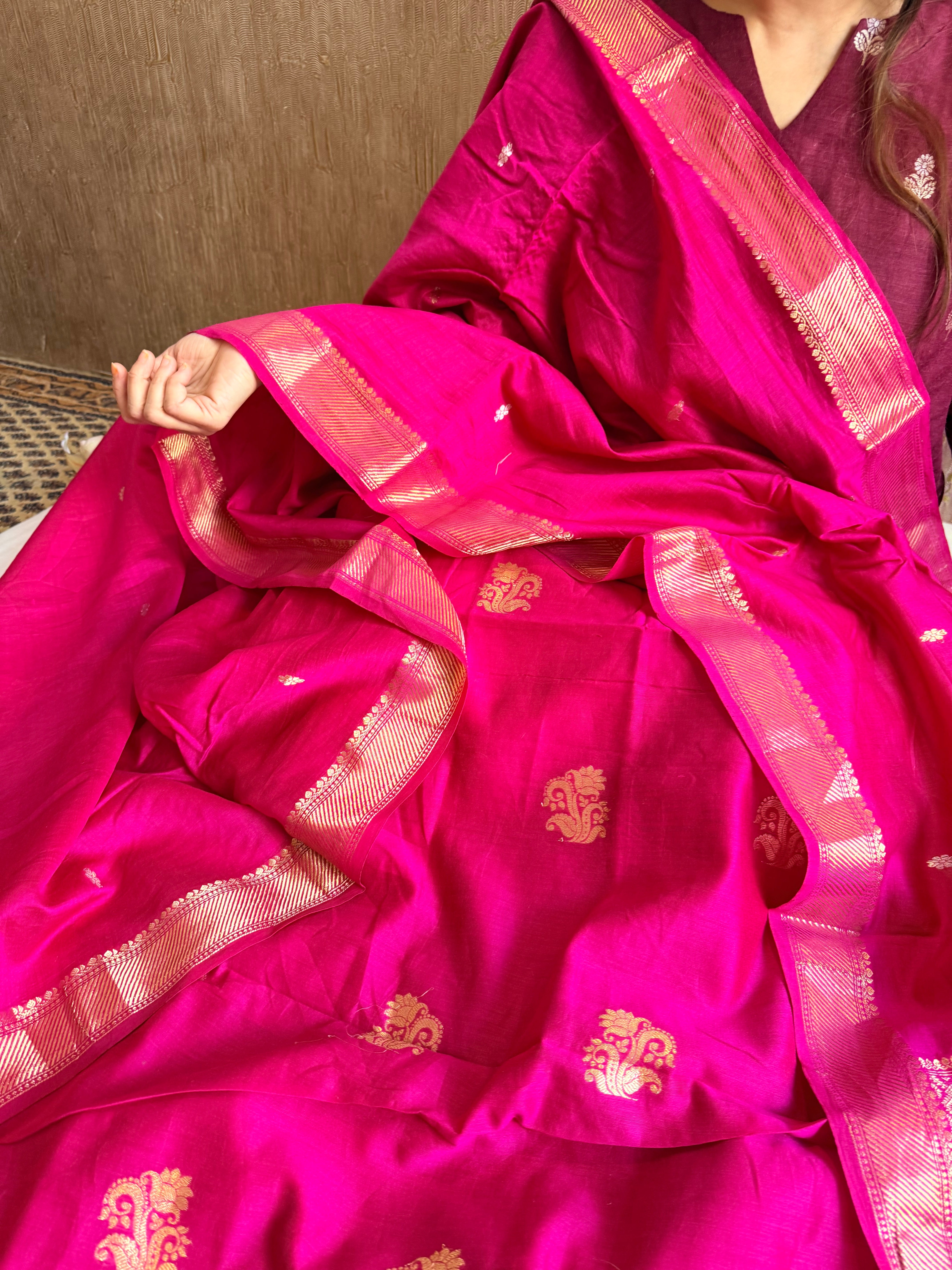 Mul cotton banarasi kadhwa buti hot pink suit set
