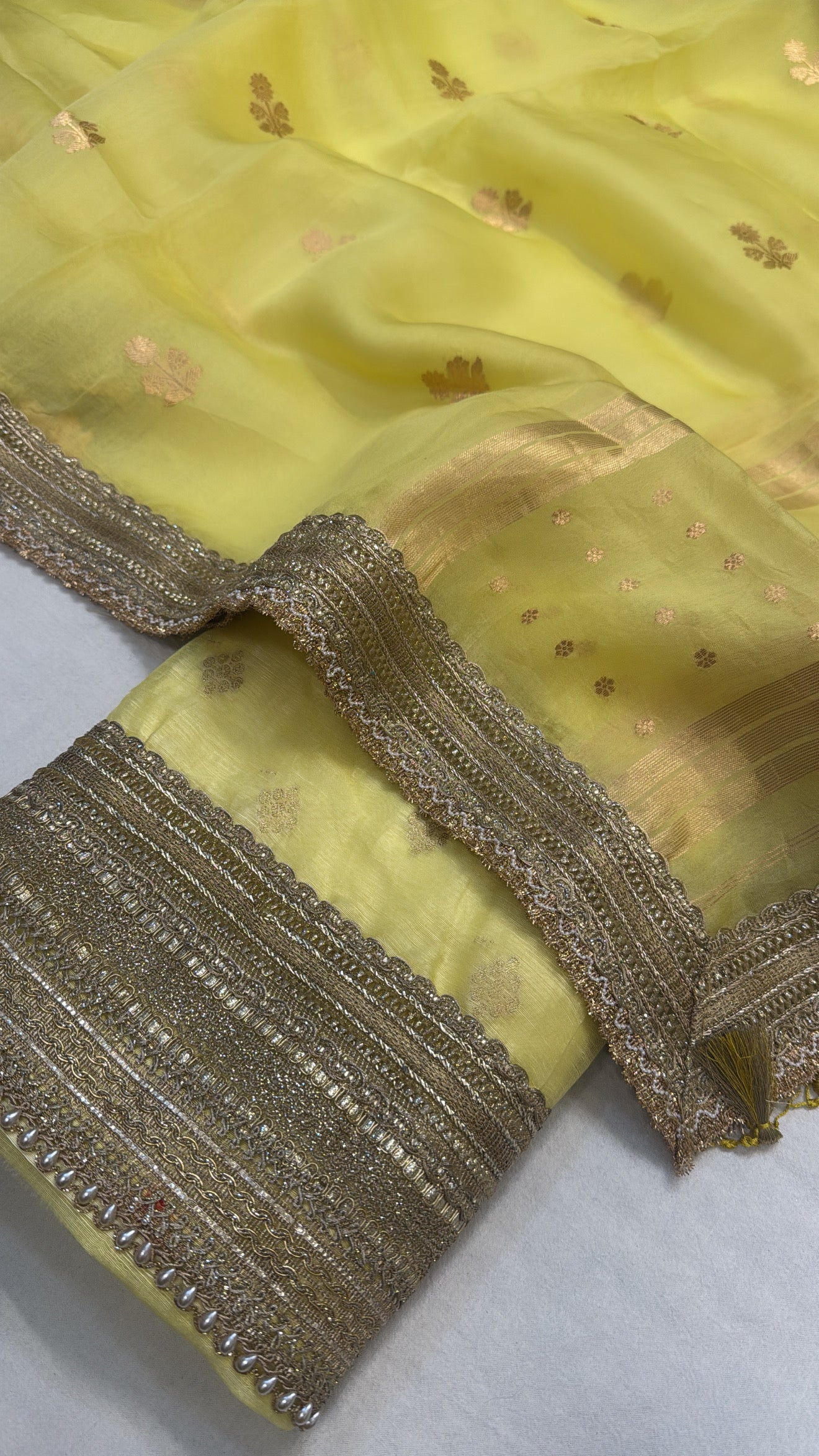 Lemon yellow linen gorgette paired with kora silk kadhwa duppata set