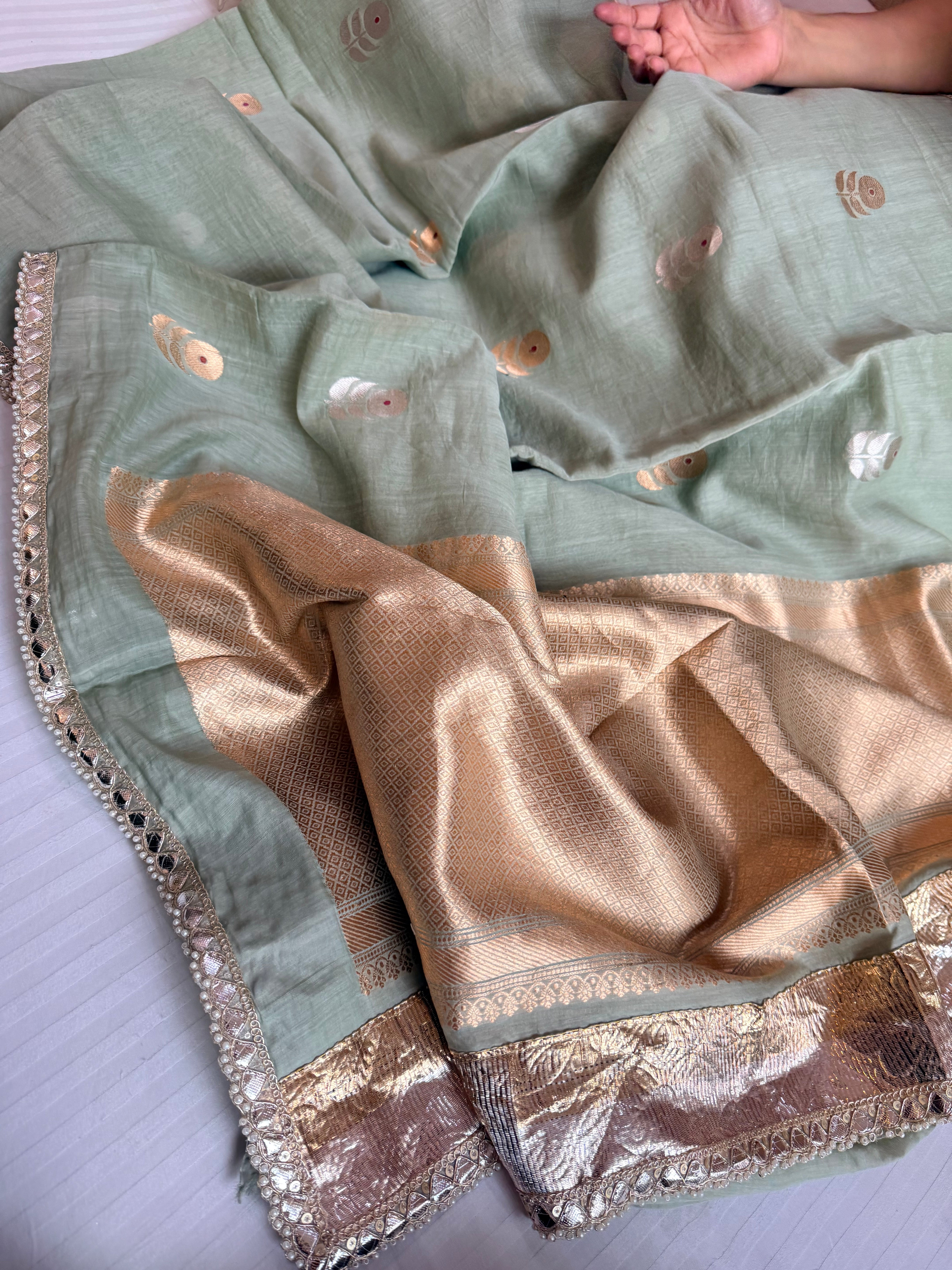 Handloom mulmul cotton silk saree with lampi gota border