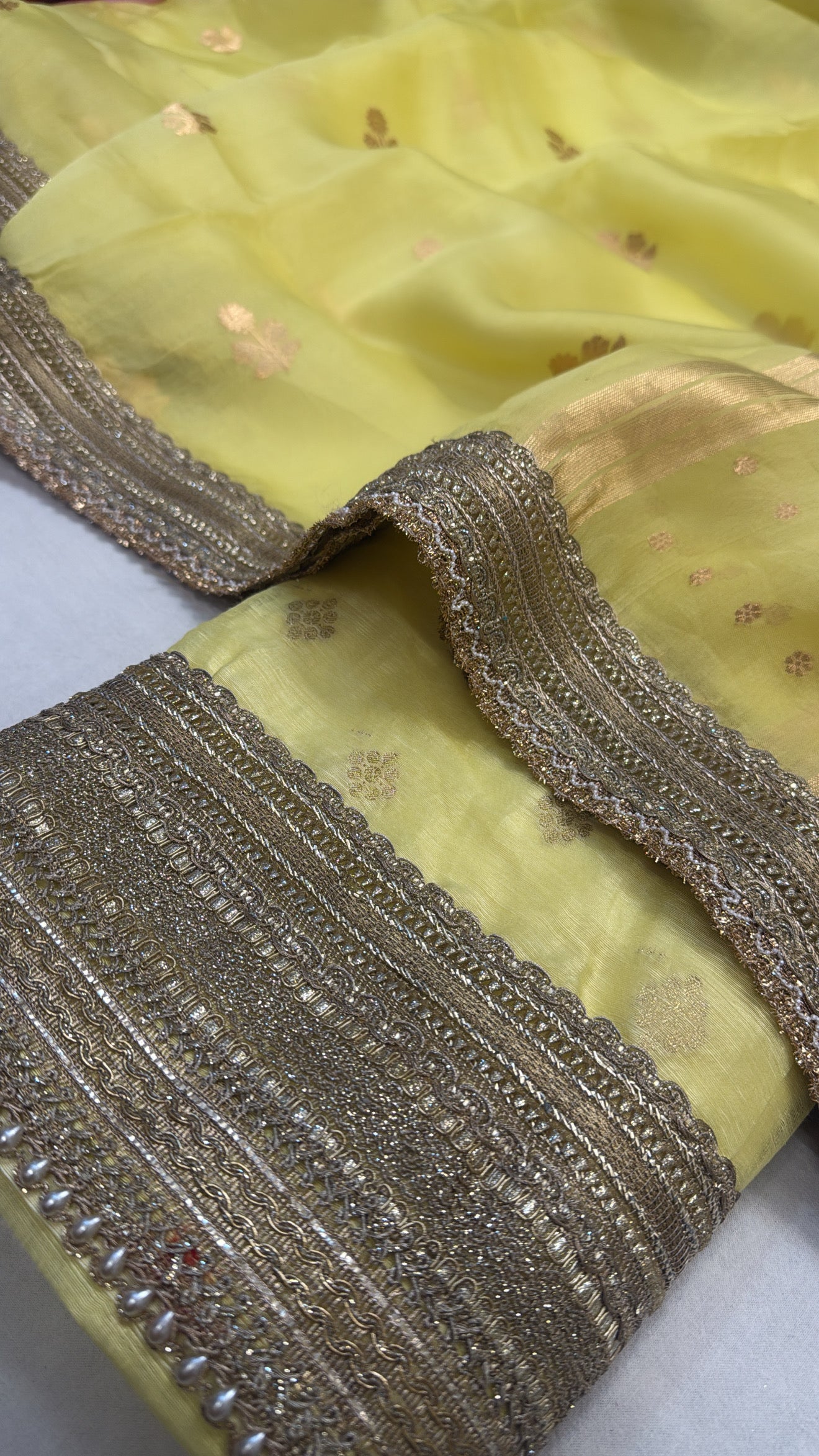 Lemon yellow linen gorgette paired with kora silk kadhwa duppata set