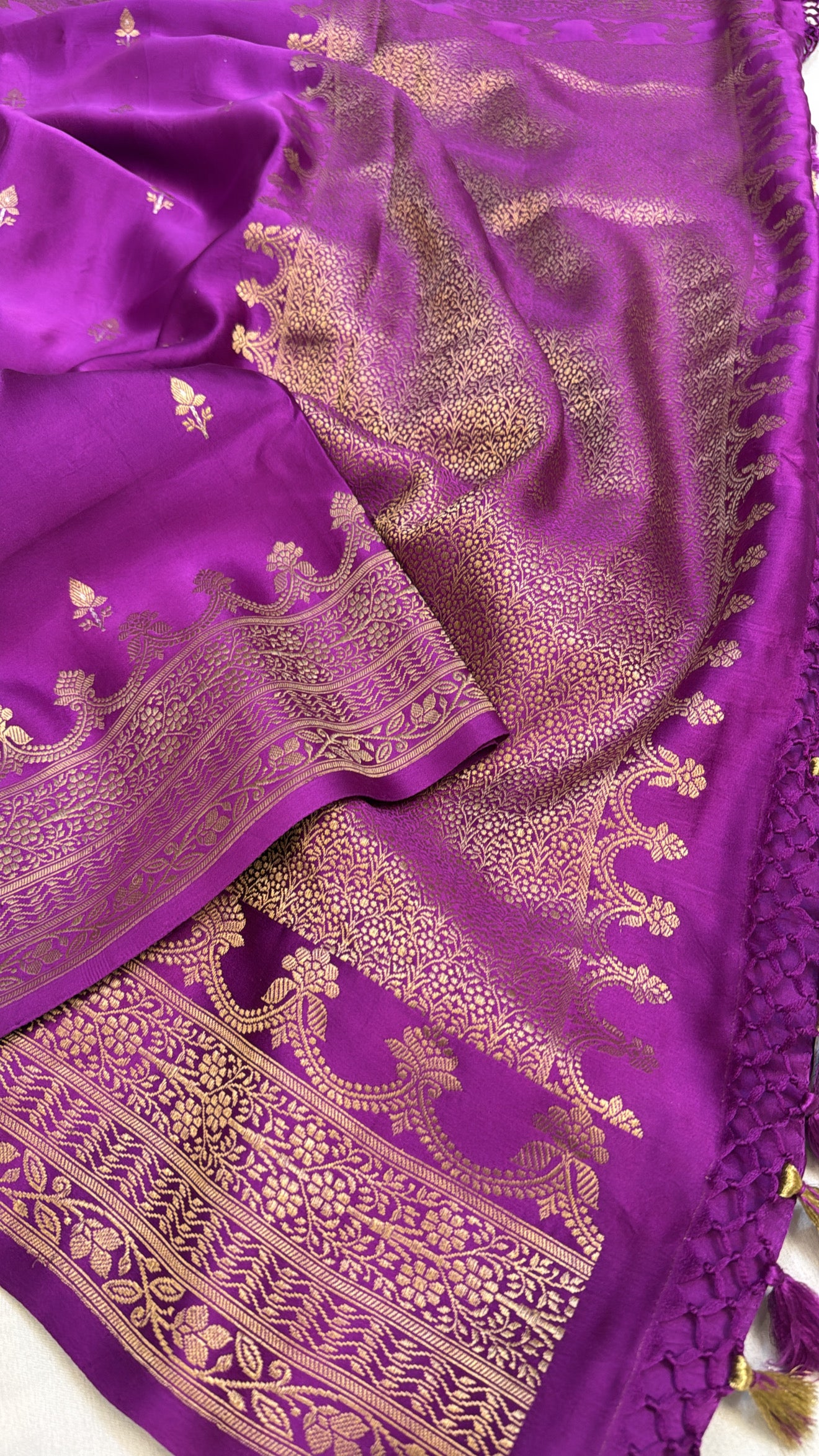 Mashru satin silk magenta purple shade banarasi saree