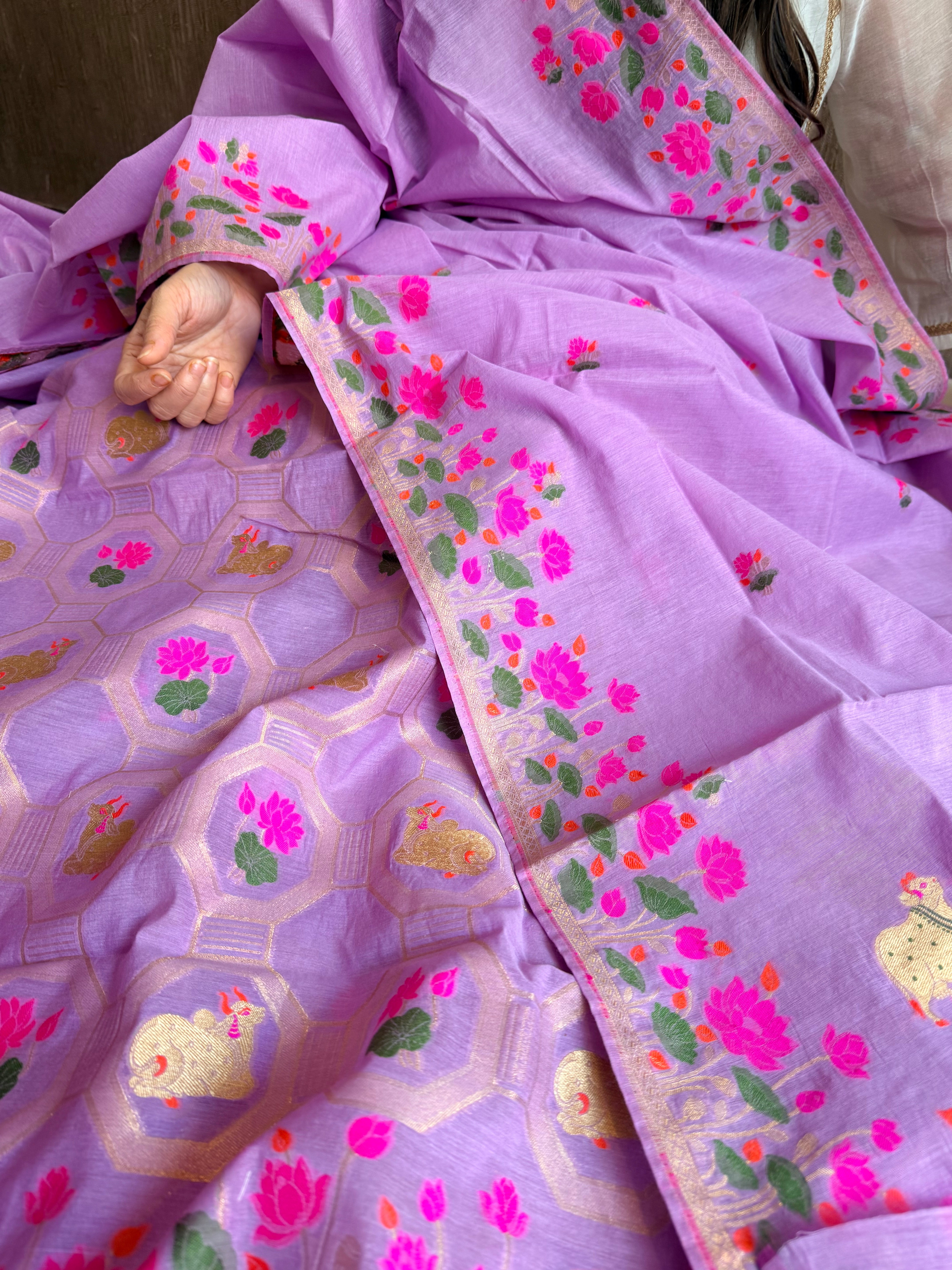 Mul cotton banarasi meenakari nandu motif suit sets