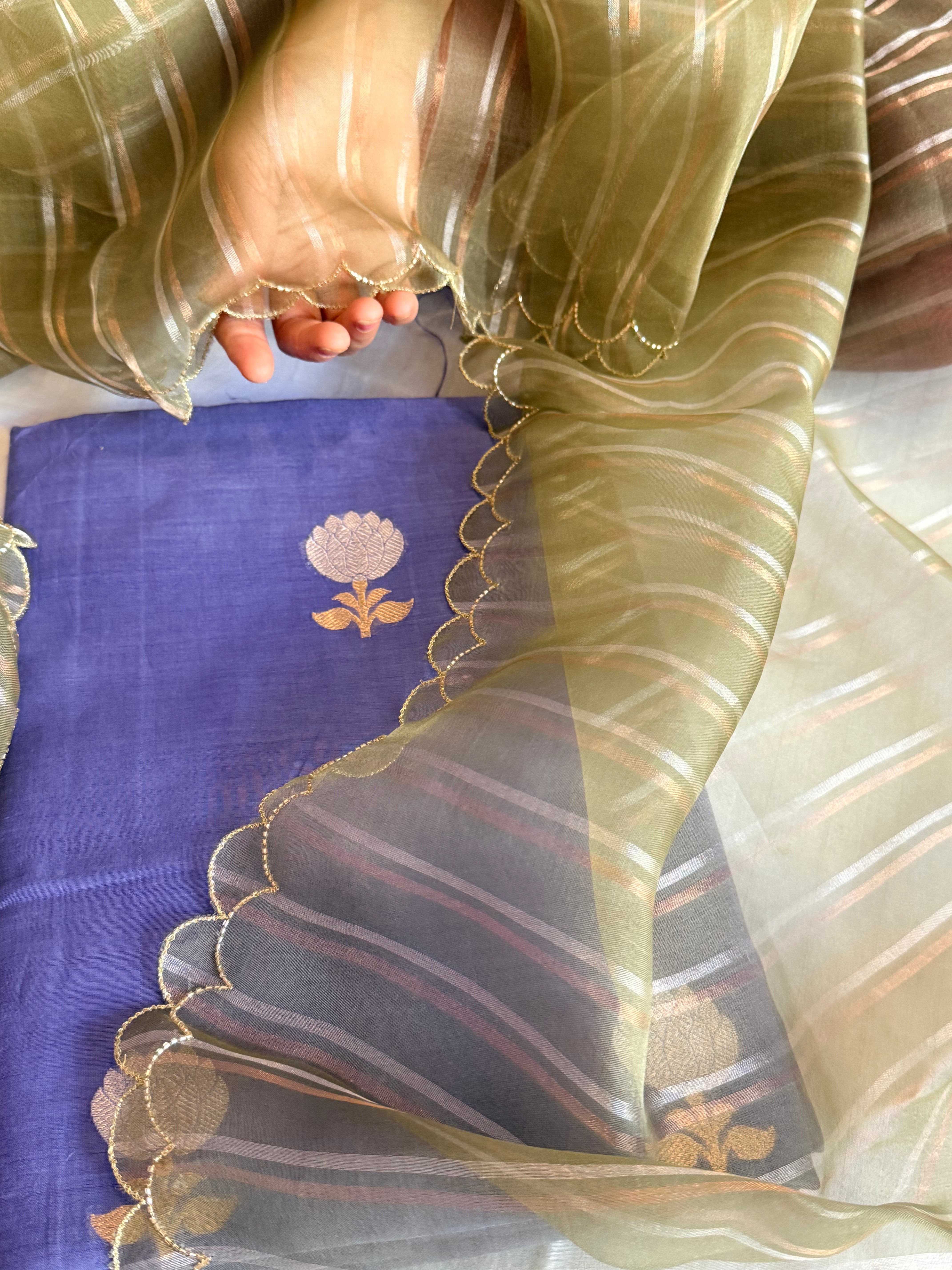 Handloom cotton sona rupa kurta paired with kora silk scalloped duppata set