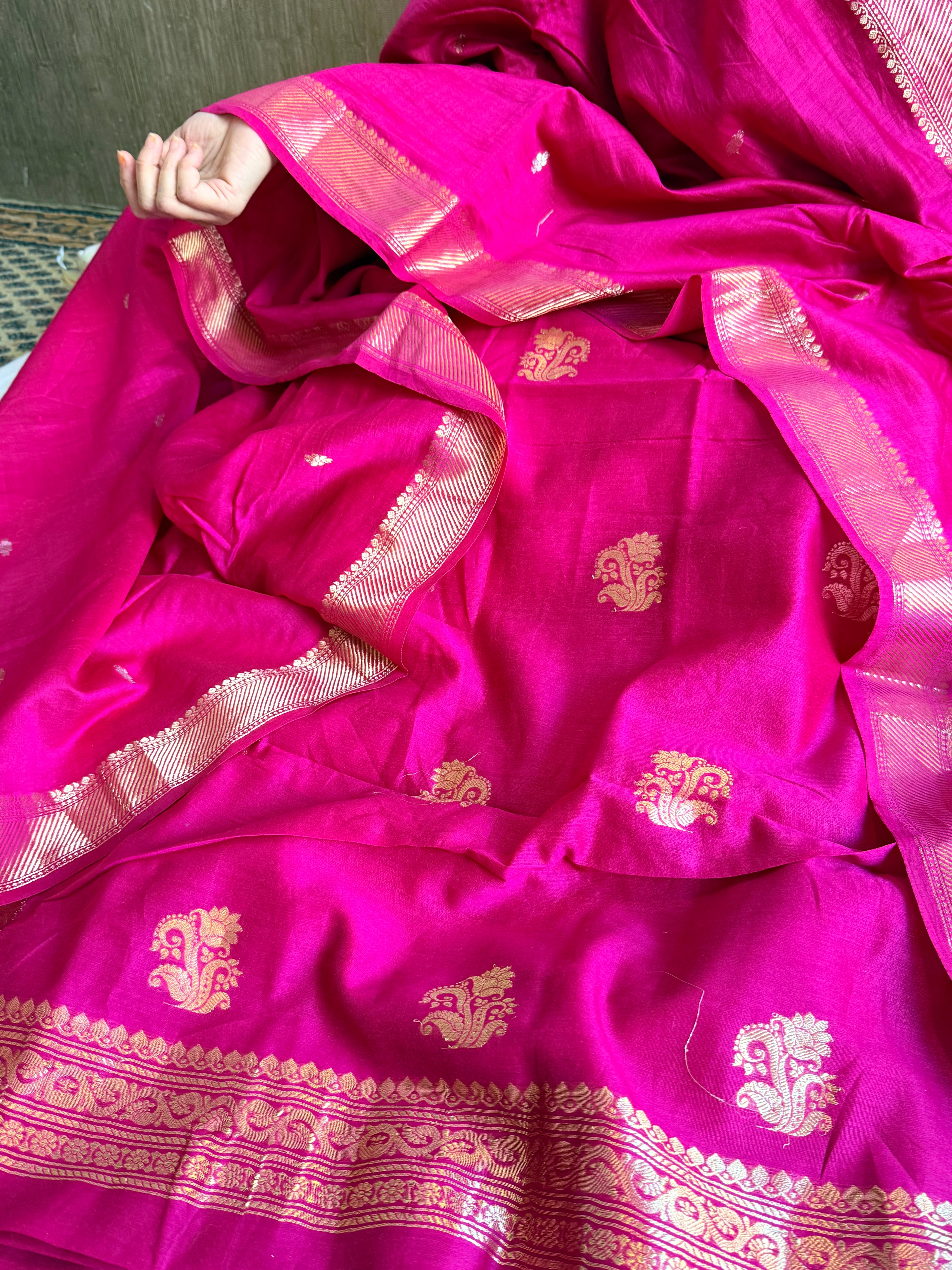 Mul cotton banarasi kadhwa buti hot pink suit set