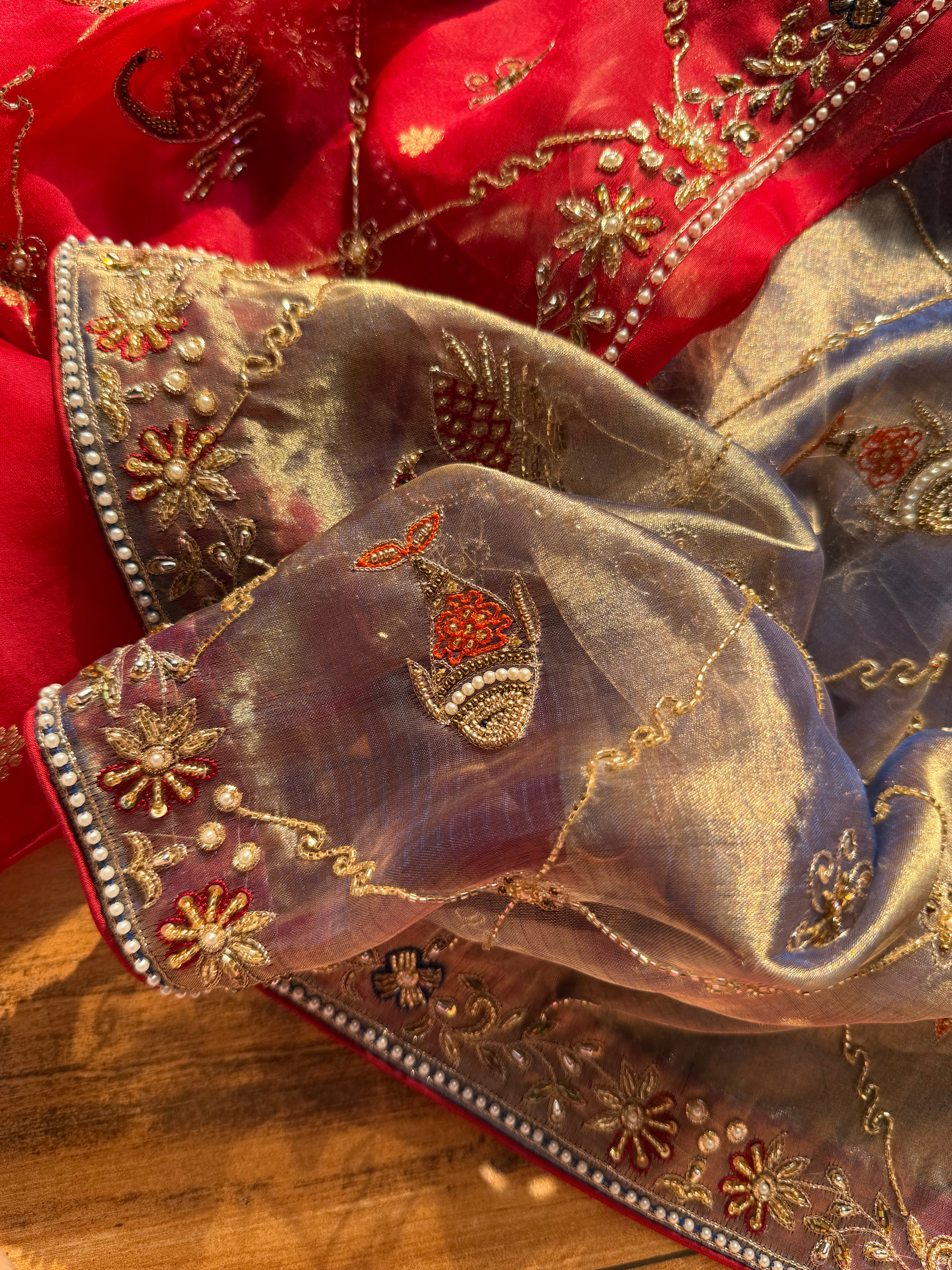 Husn edit shikargah animal motif blush blue hand embroidered saree
