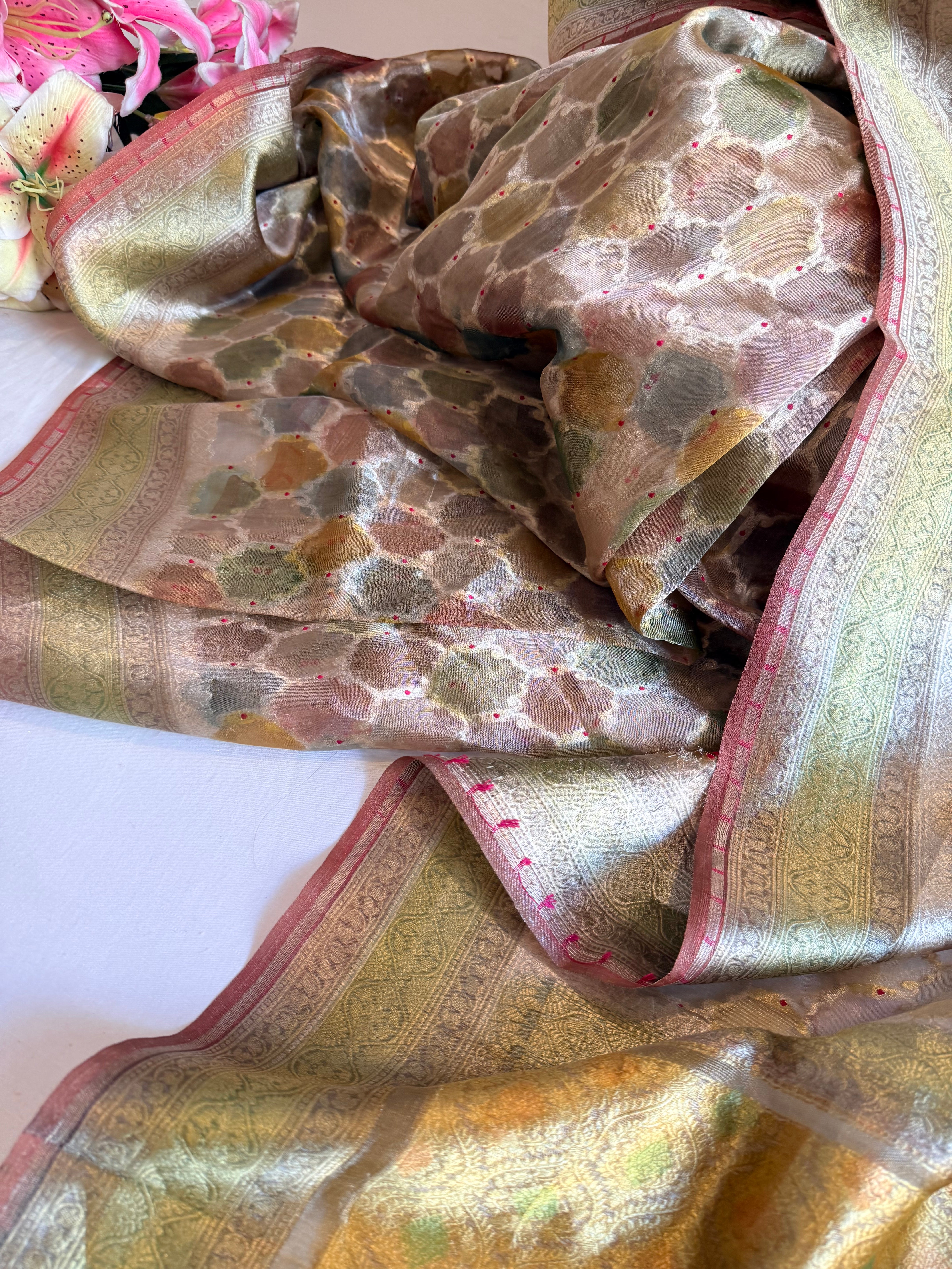 Rangeen diamond tissue silk kadhwa jungla rangkaat saree