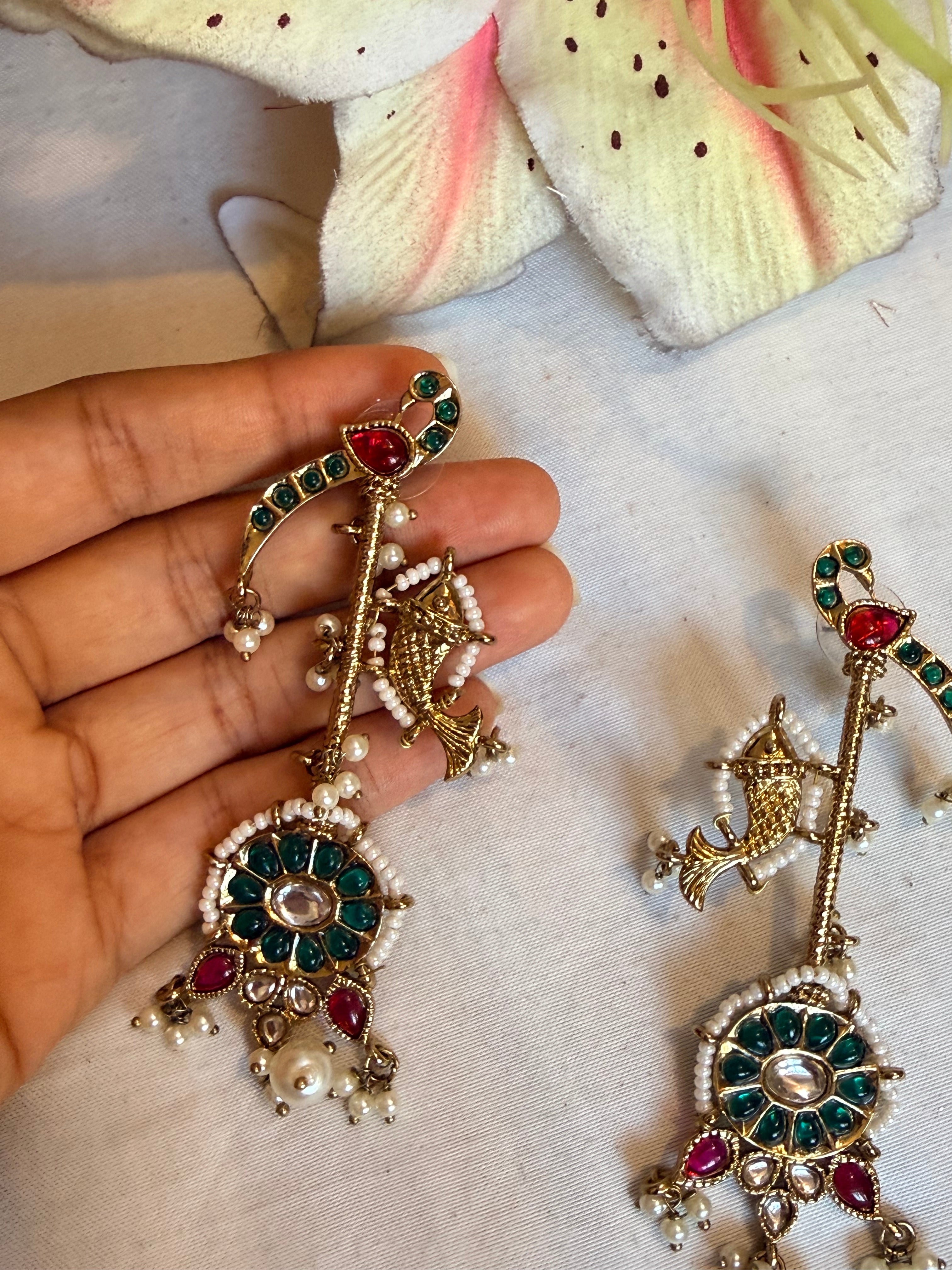 CHANDBALI EARING