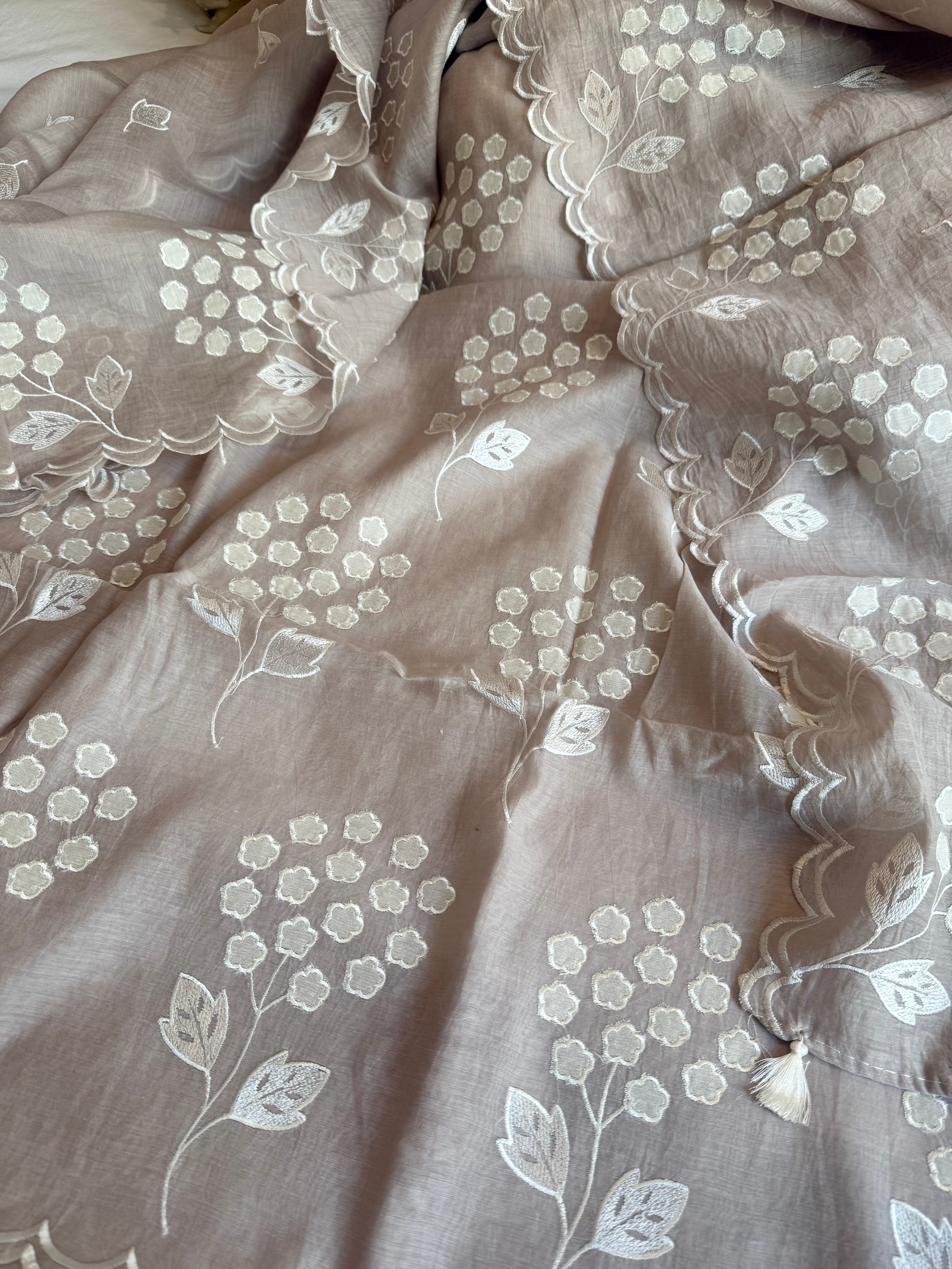 Alia bhatt inspired banarasi mulmul appliqué work suit set