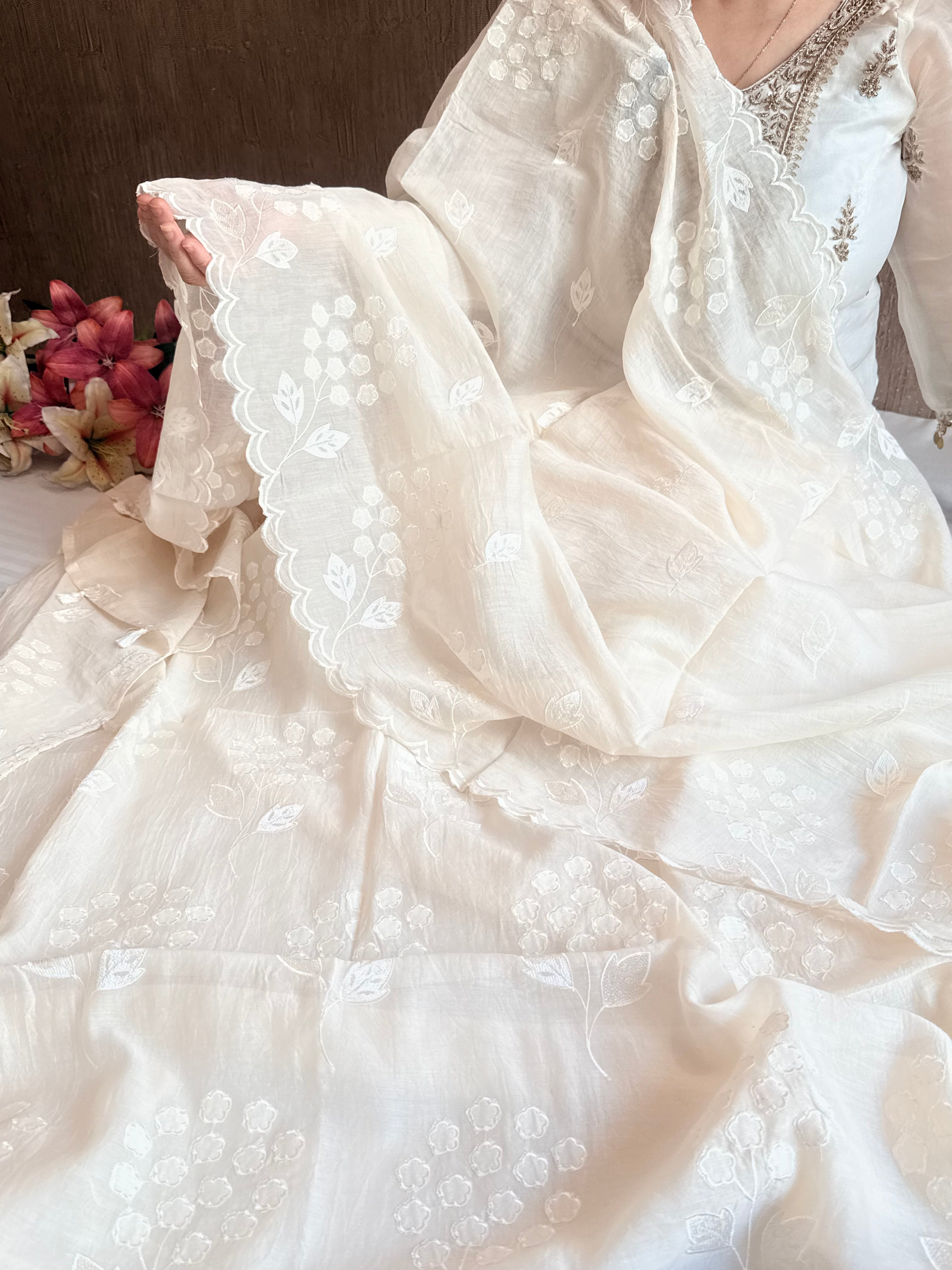 Alia bhatt inspired pearl white pink mulmul appliqué work suit set