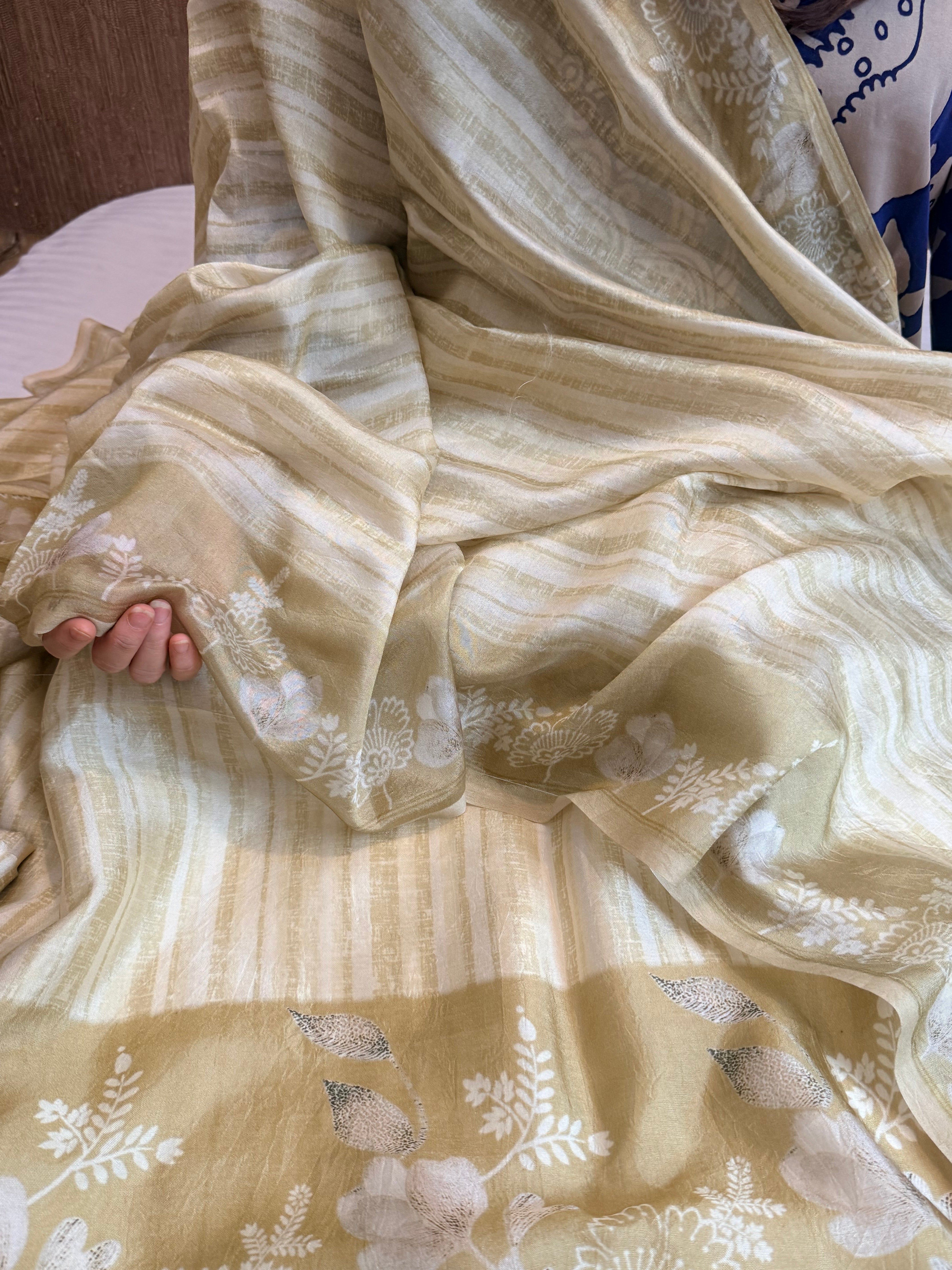 Printed spun chiniya silk kadhwa weaving suit set