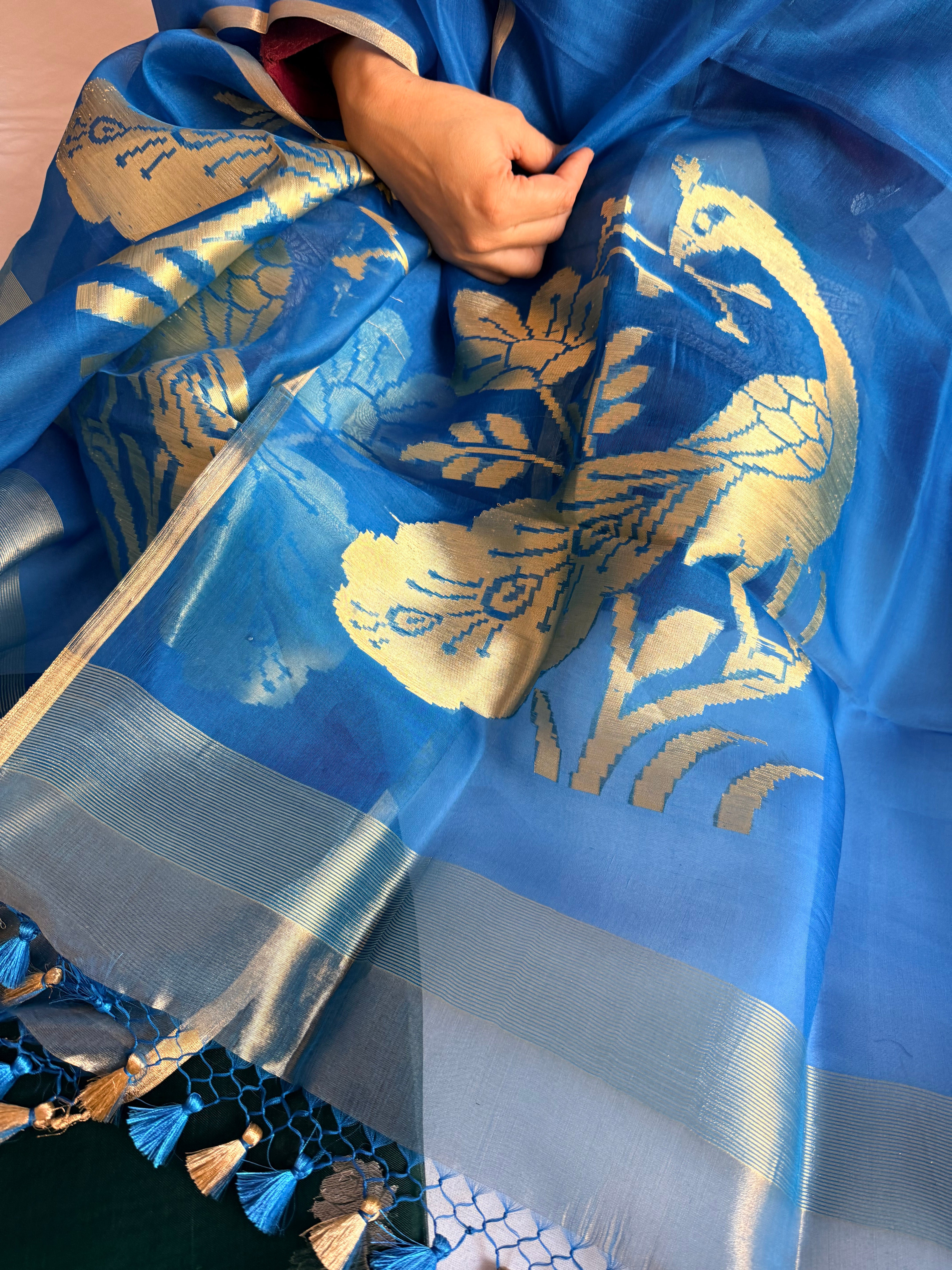 Peacock motif kora silk kadhwa blue-bottle green combination suit set