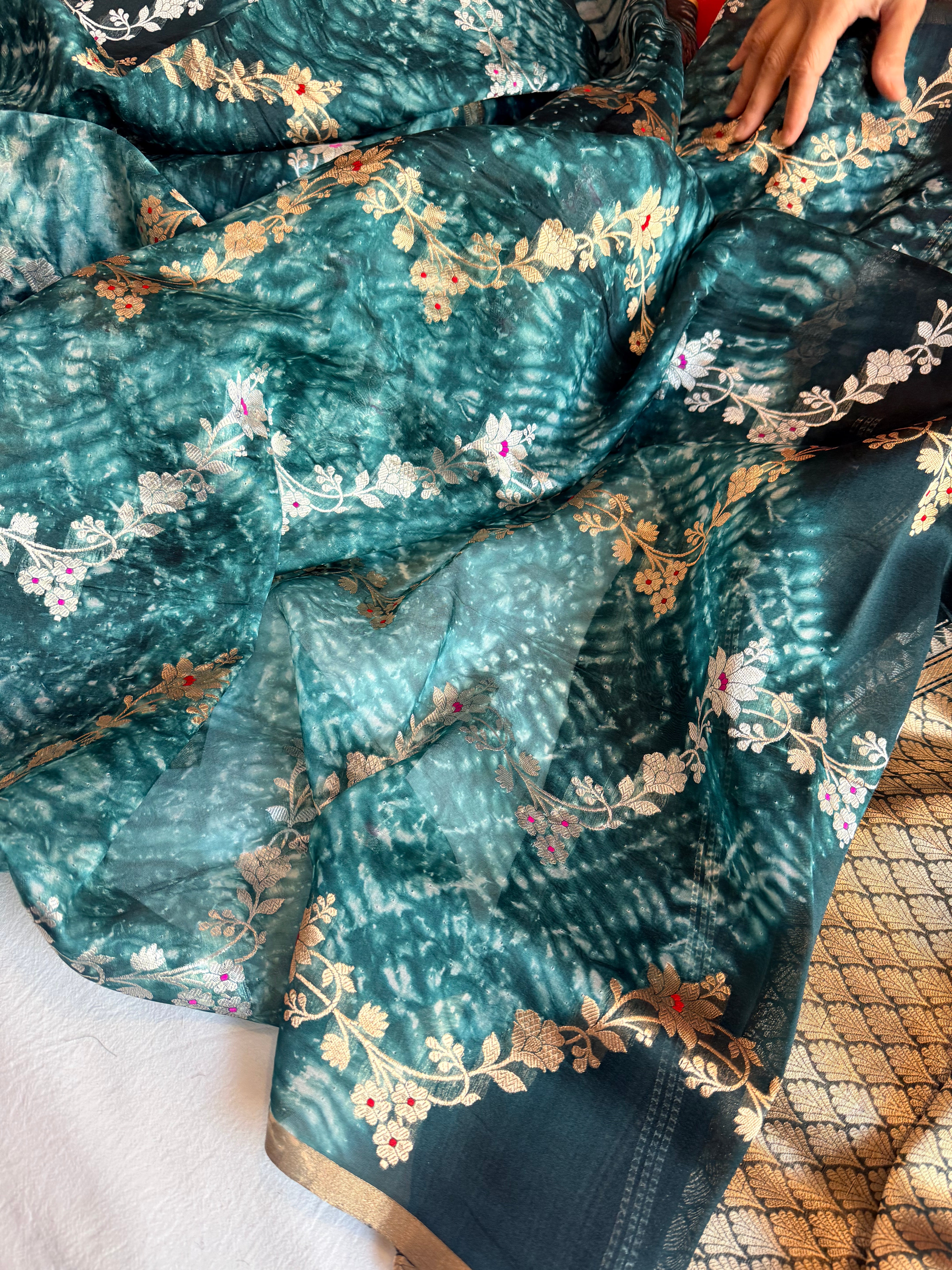 Shibori edit - Banarasi kora silk kadhwa buti shibori hand dyed saree