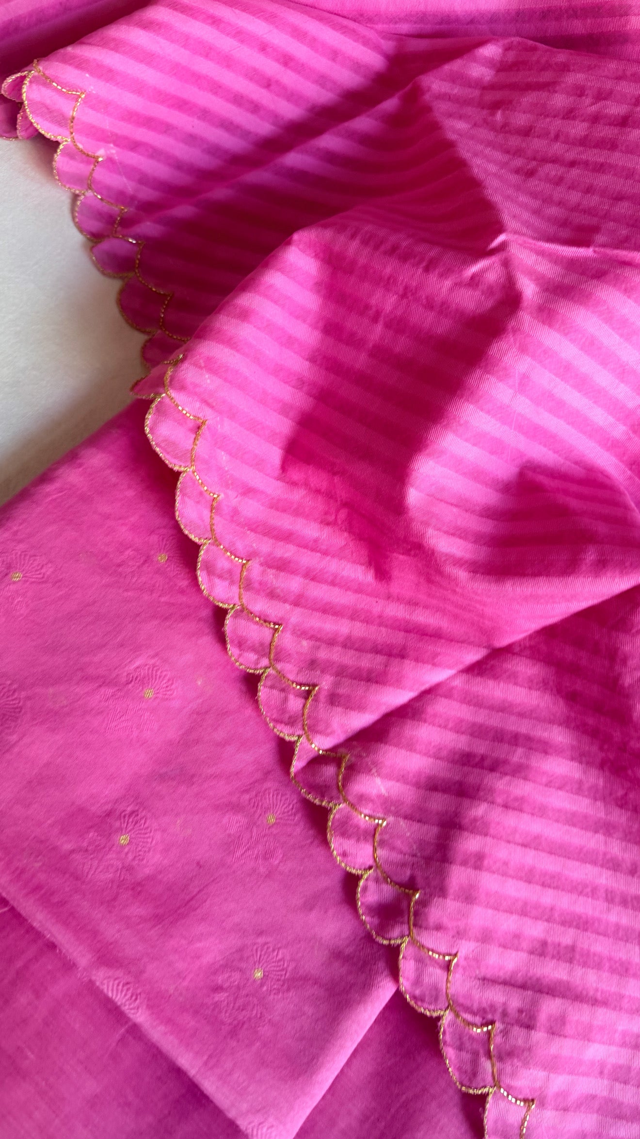 Summer suits under 8k - Mul cotton pink kurta paired with cotton sscalloped duppata set