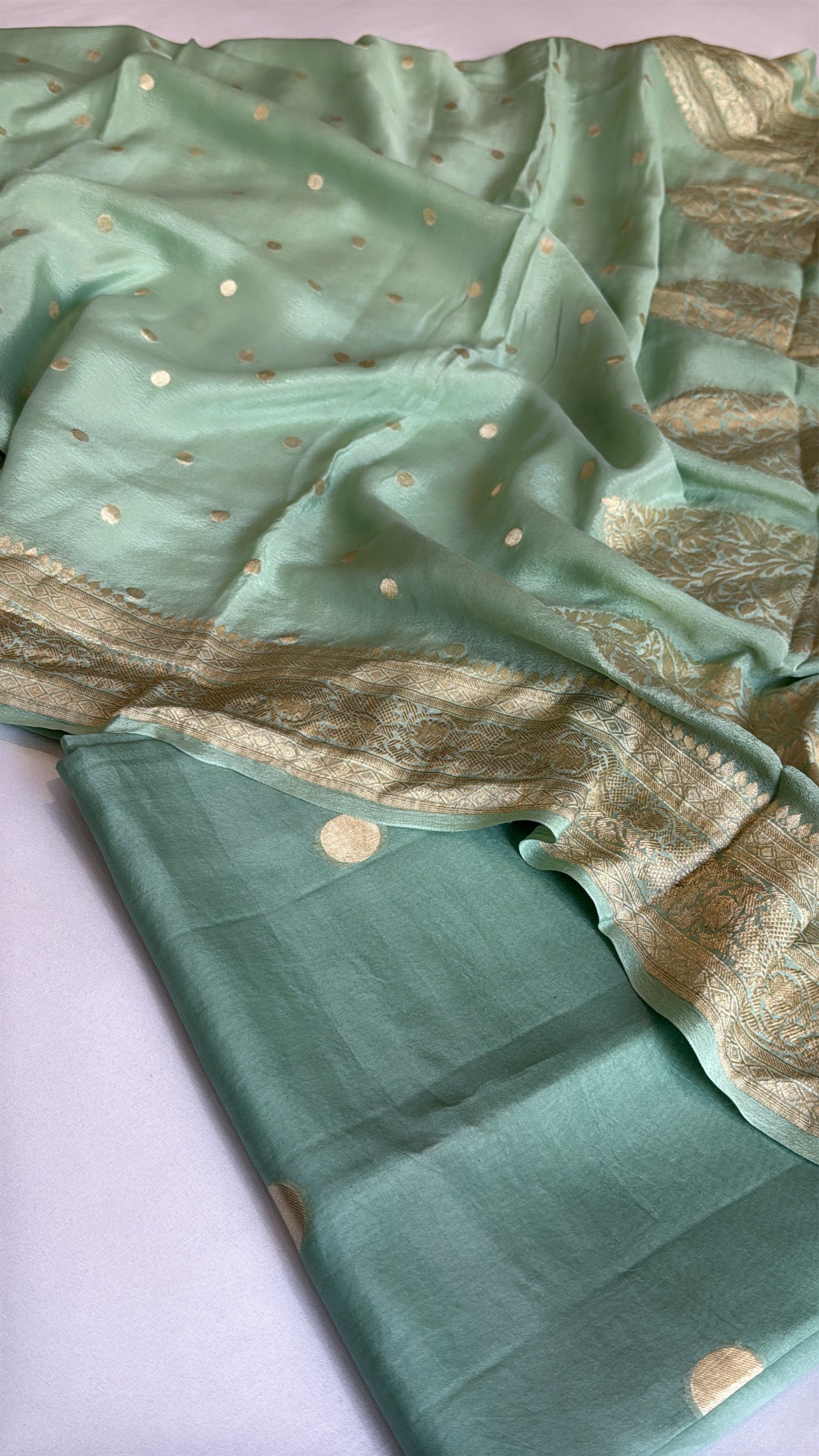 Vivah edit - Candy green chiniya silk kurta paired with gorgette duppata set