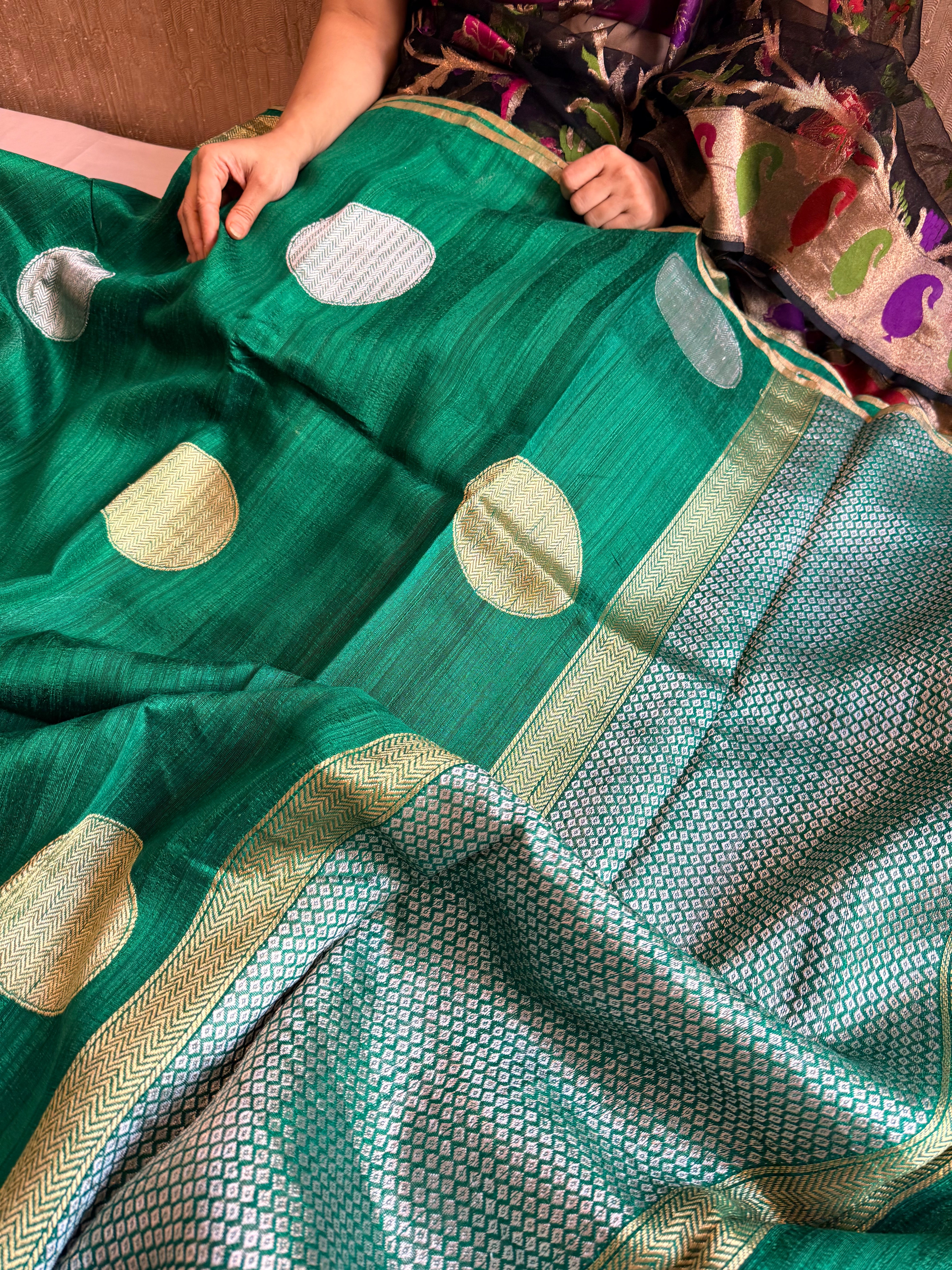 Bottle green tussar gorgette kadhwa weaving saree