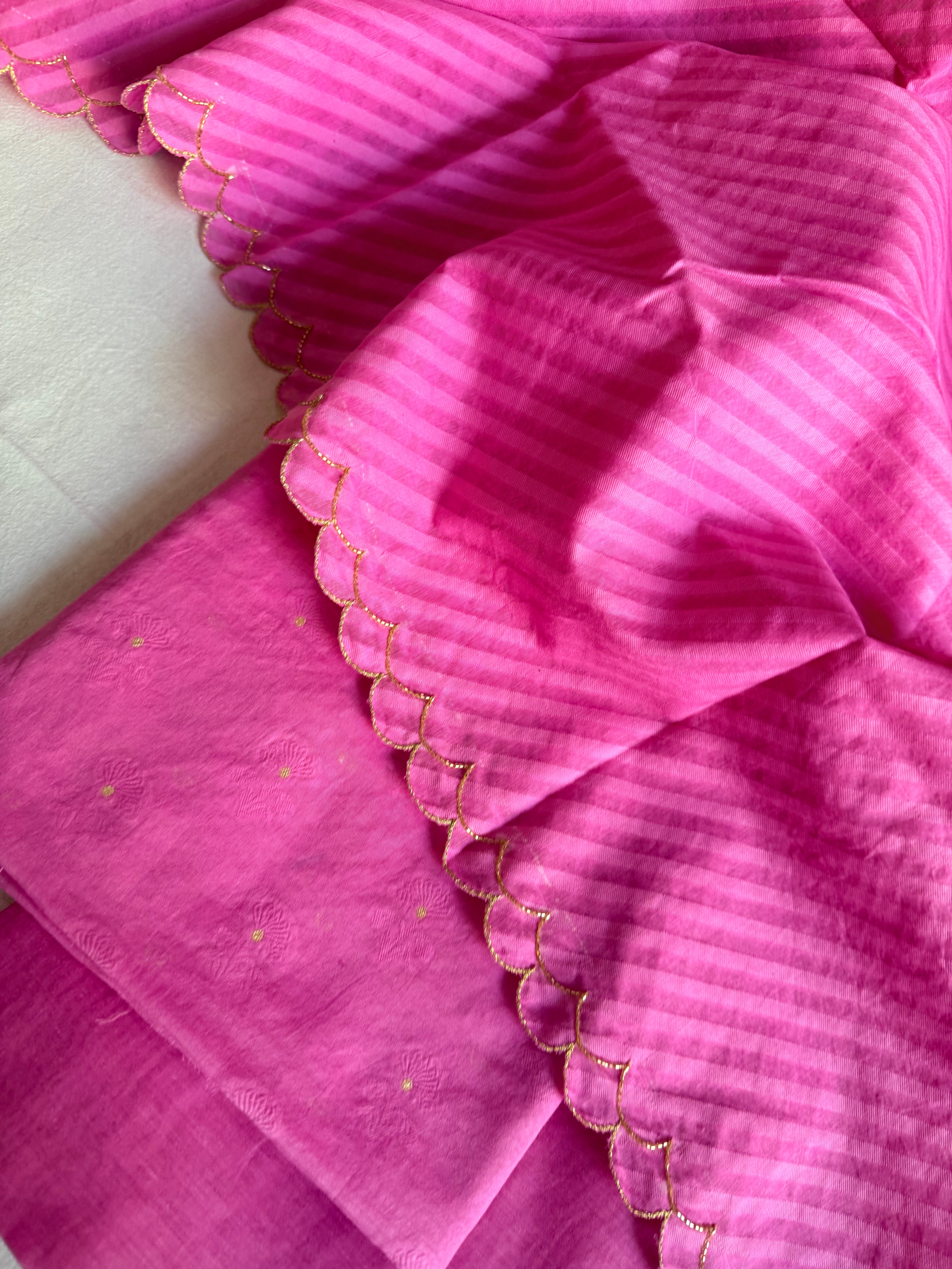 Summer suits under 8k - Mul cotton pink kurta paired with cotton sscalloped duppata set