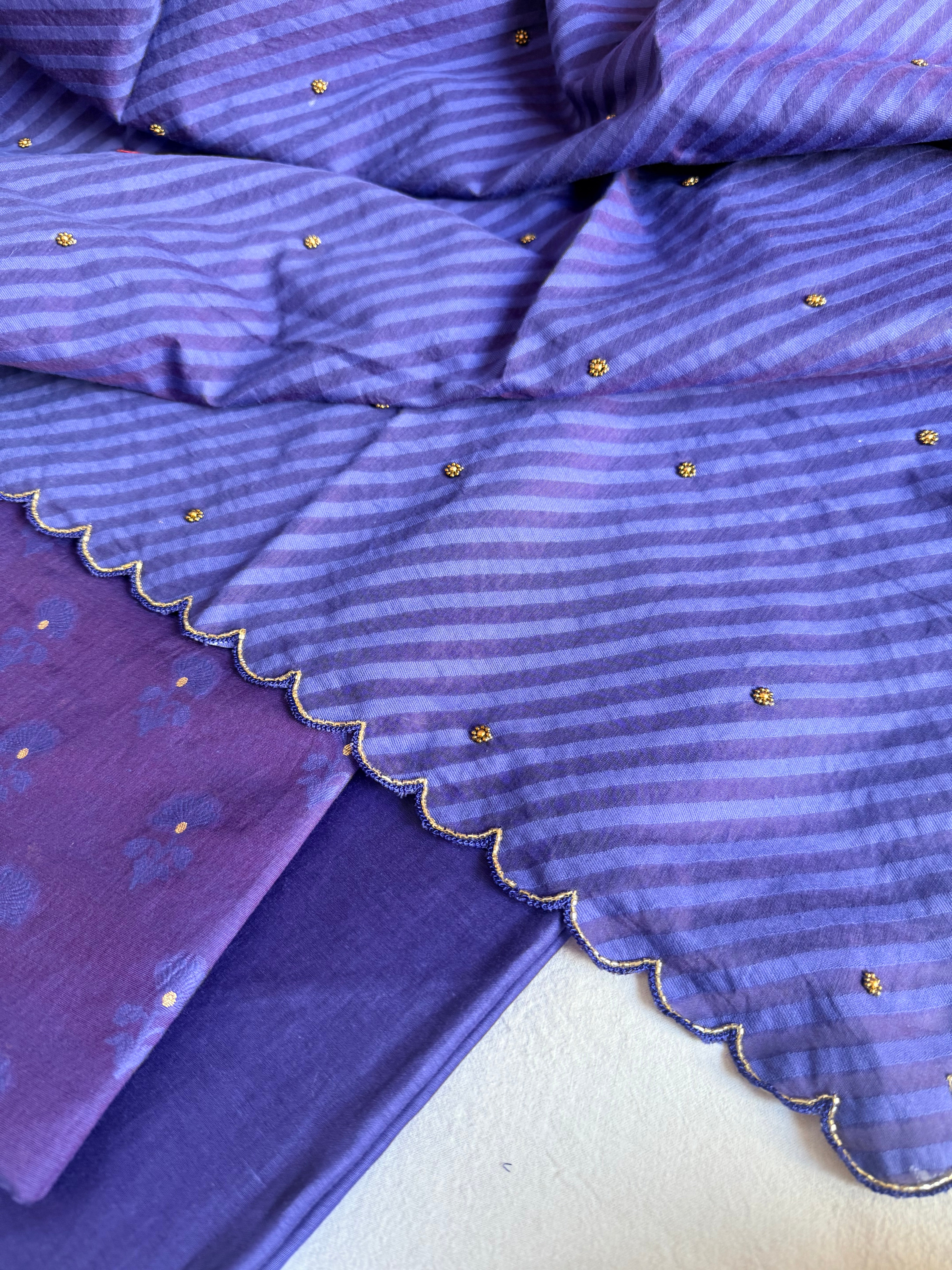 Summer suits under 8k - Mul cotton navy blue kurta paired with cotton sscalloped duppata set