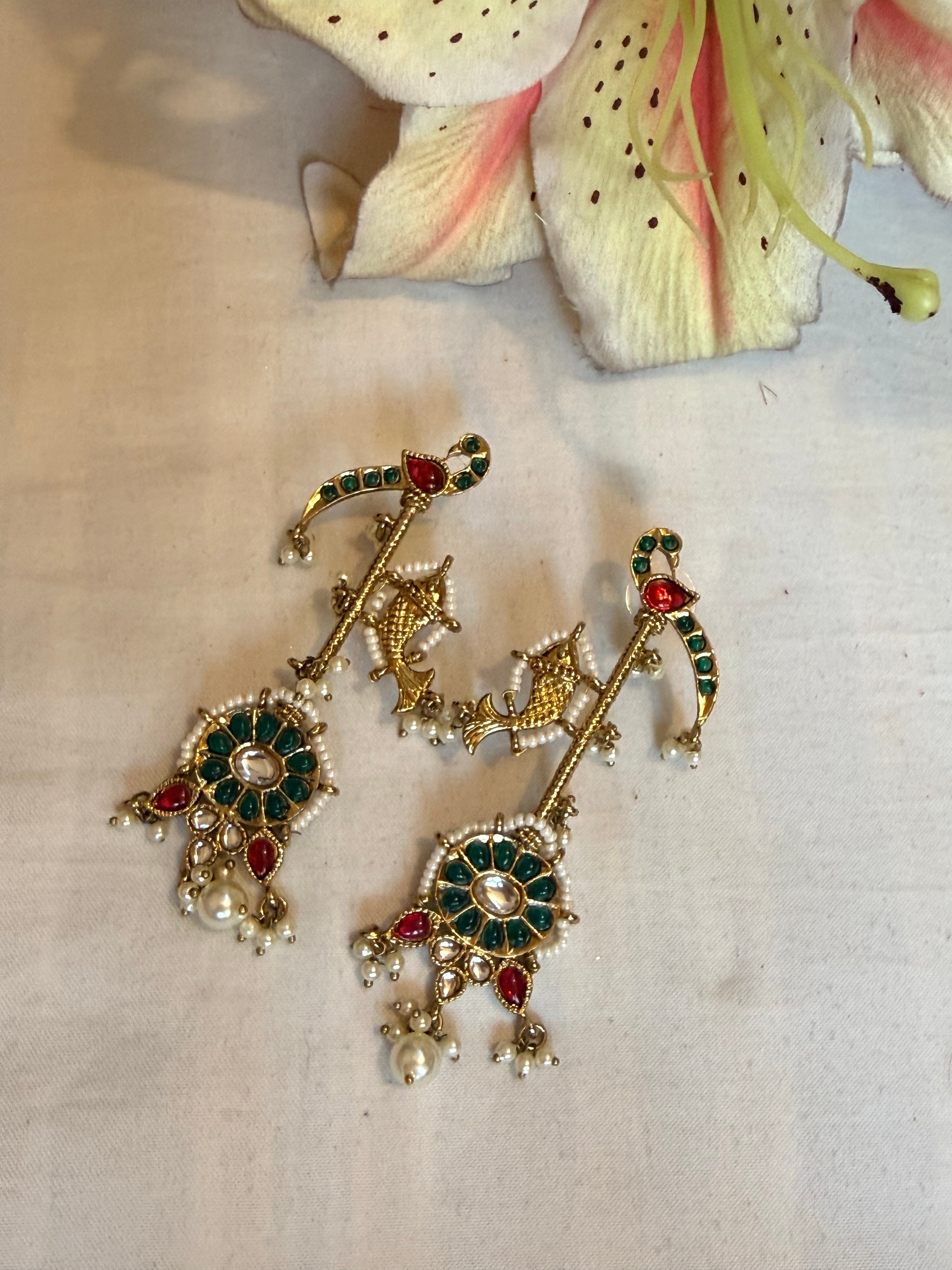 CHANDBALI EARING