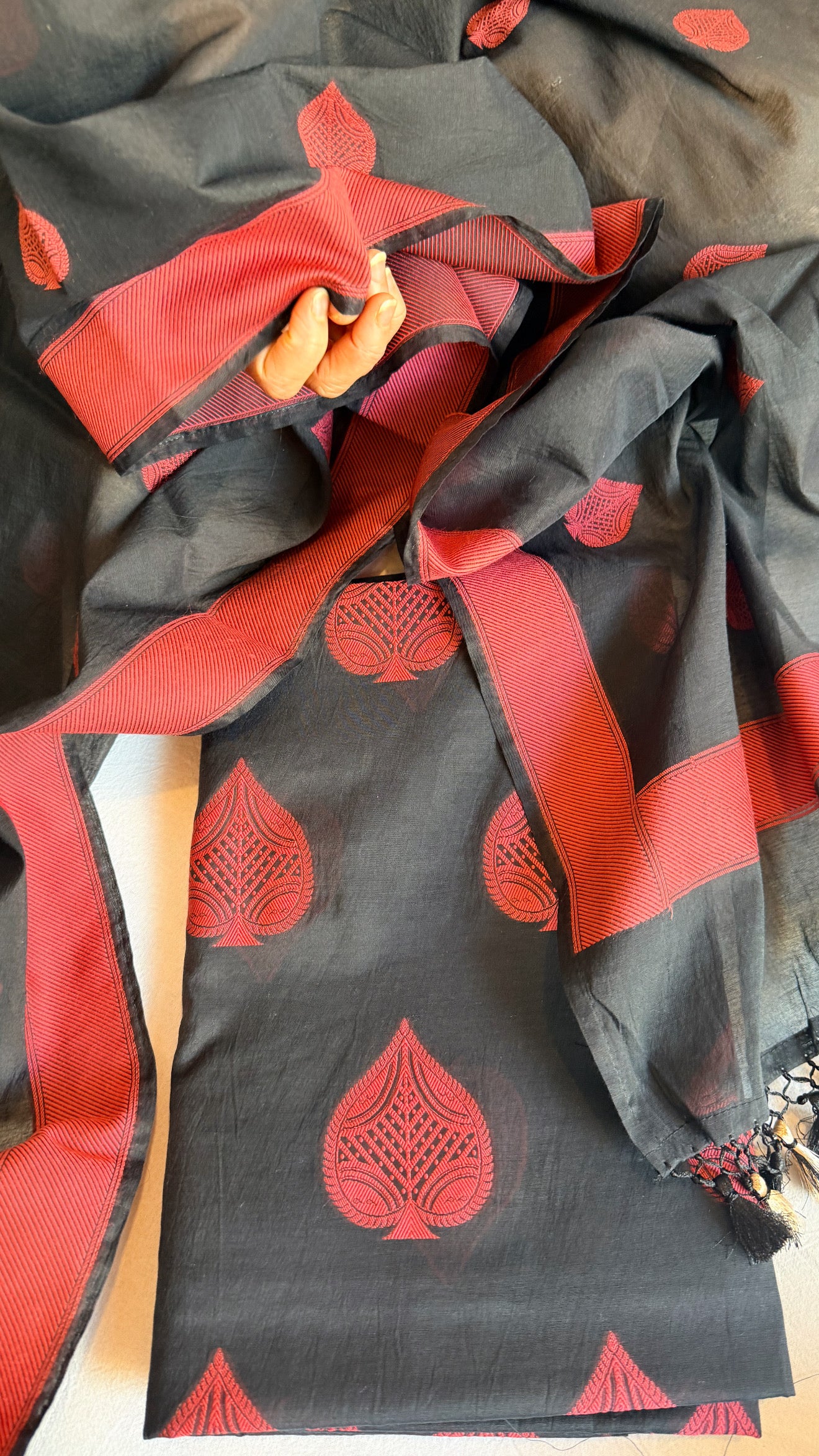 Mother’s Day offer - Handloom cotton paan buti meenakari kadhwa buti suit sets
