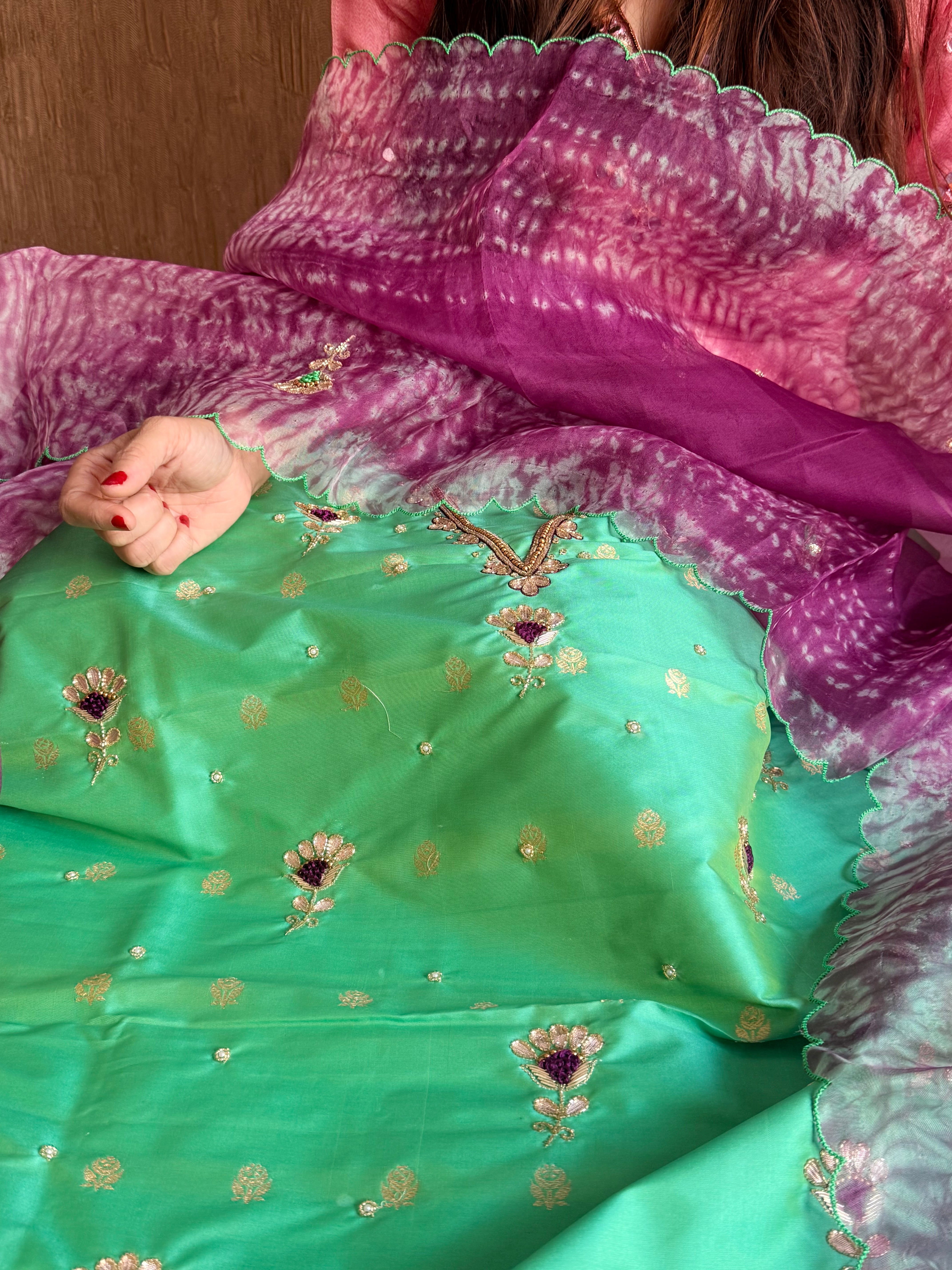 Shibori edit - Katan silk kadhwa kurta paired with hand embroidered kora shibori duppata