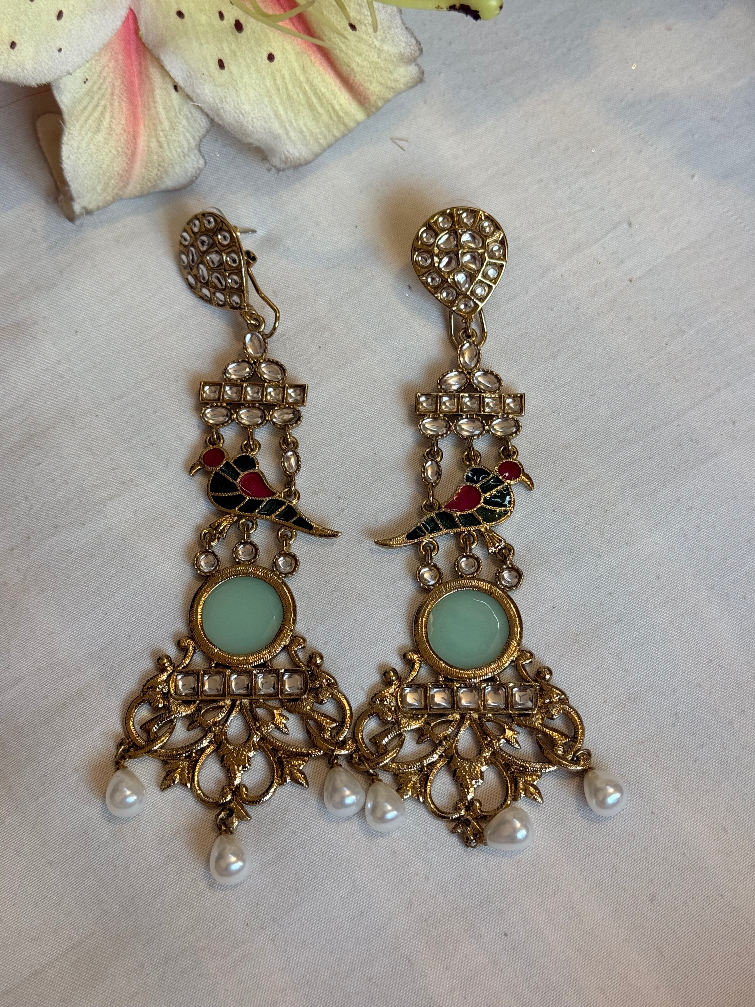 CHANDBALI EARING
