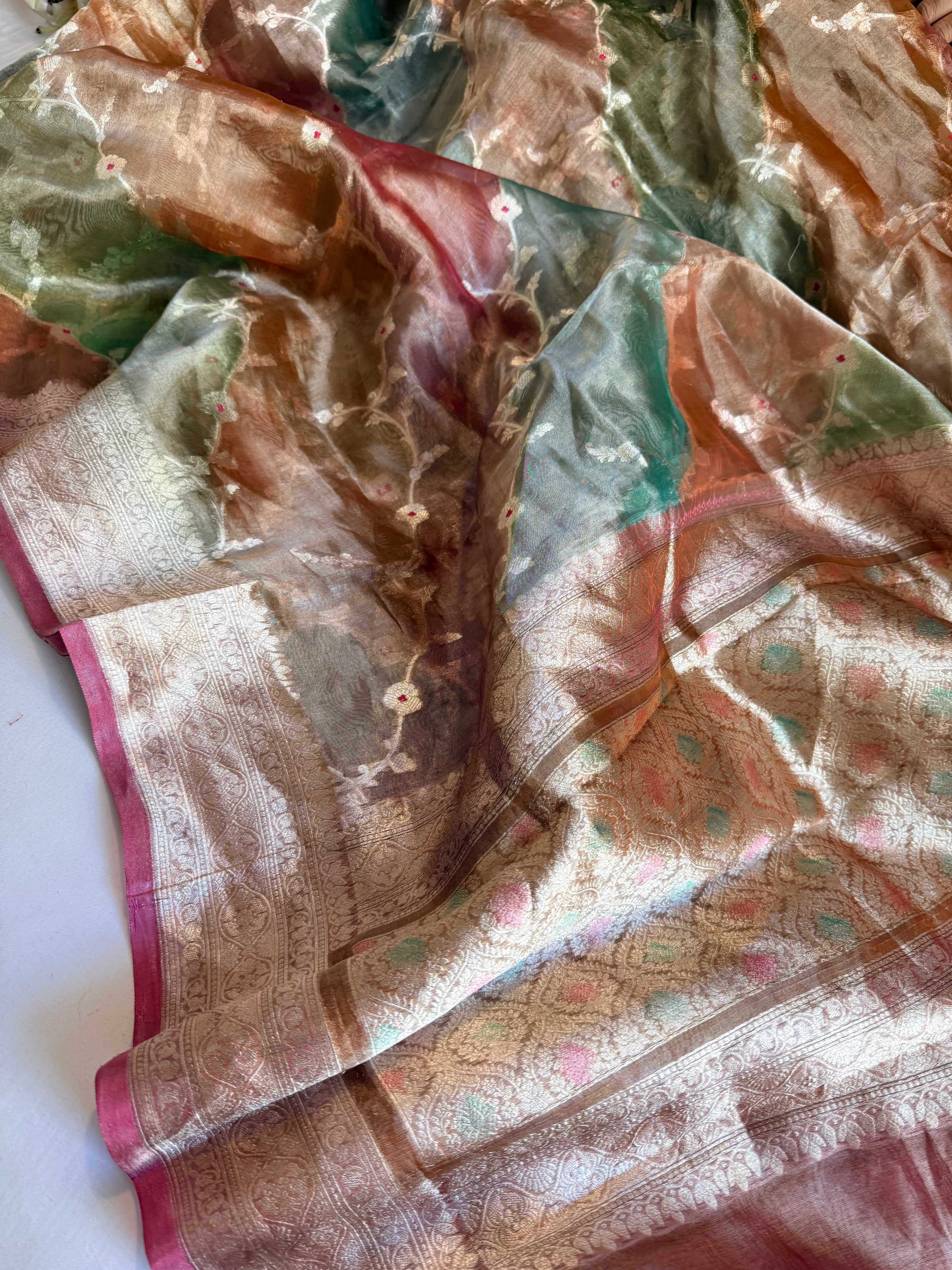 Rangeen diamond tissue silk rangkaat kadhwa saree