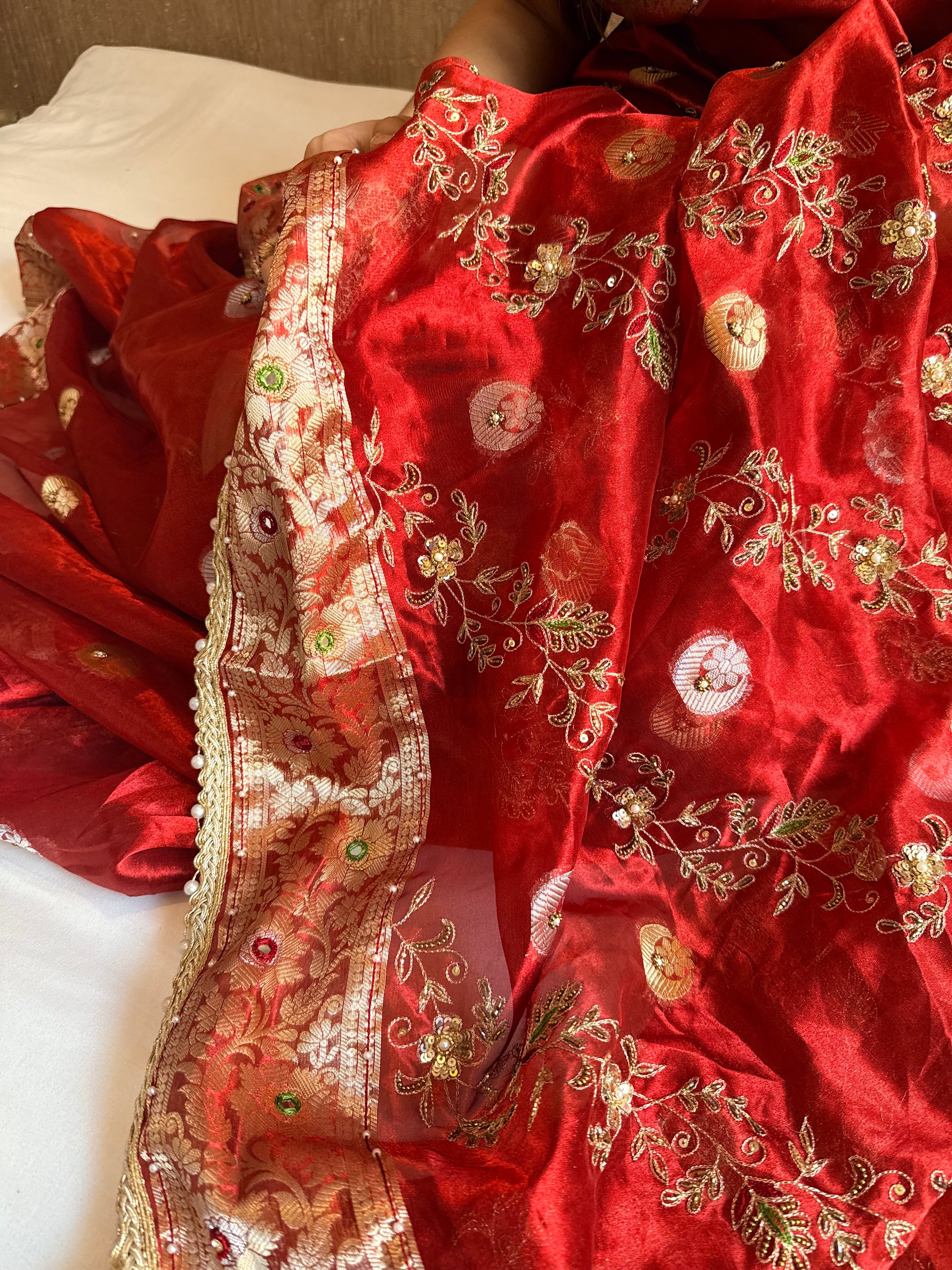 Maharani chand buta kadhwa tissue silk hand embroidered saree duppata set