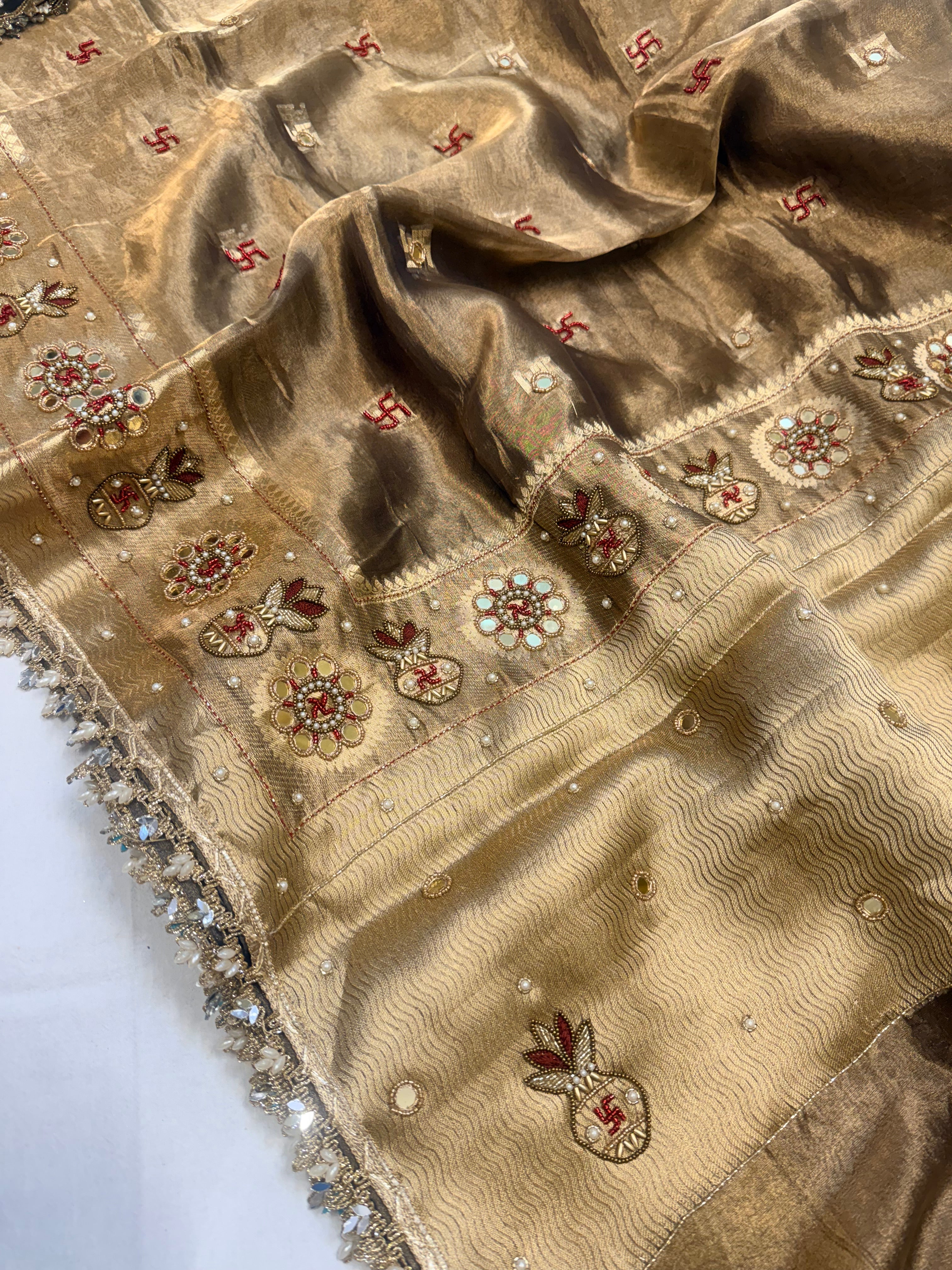 Grah-pravesh wali antique gold hand embroidered kadhwa saree