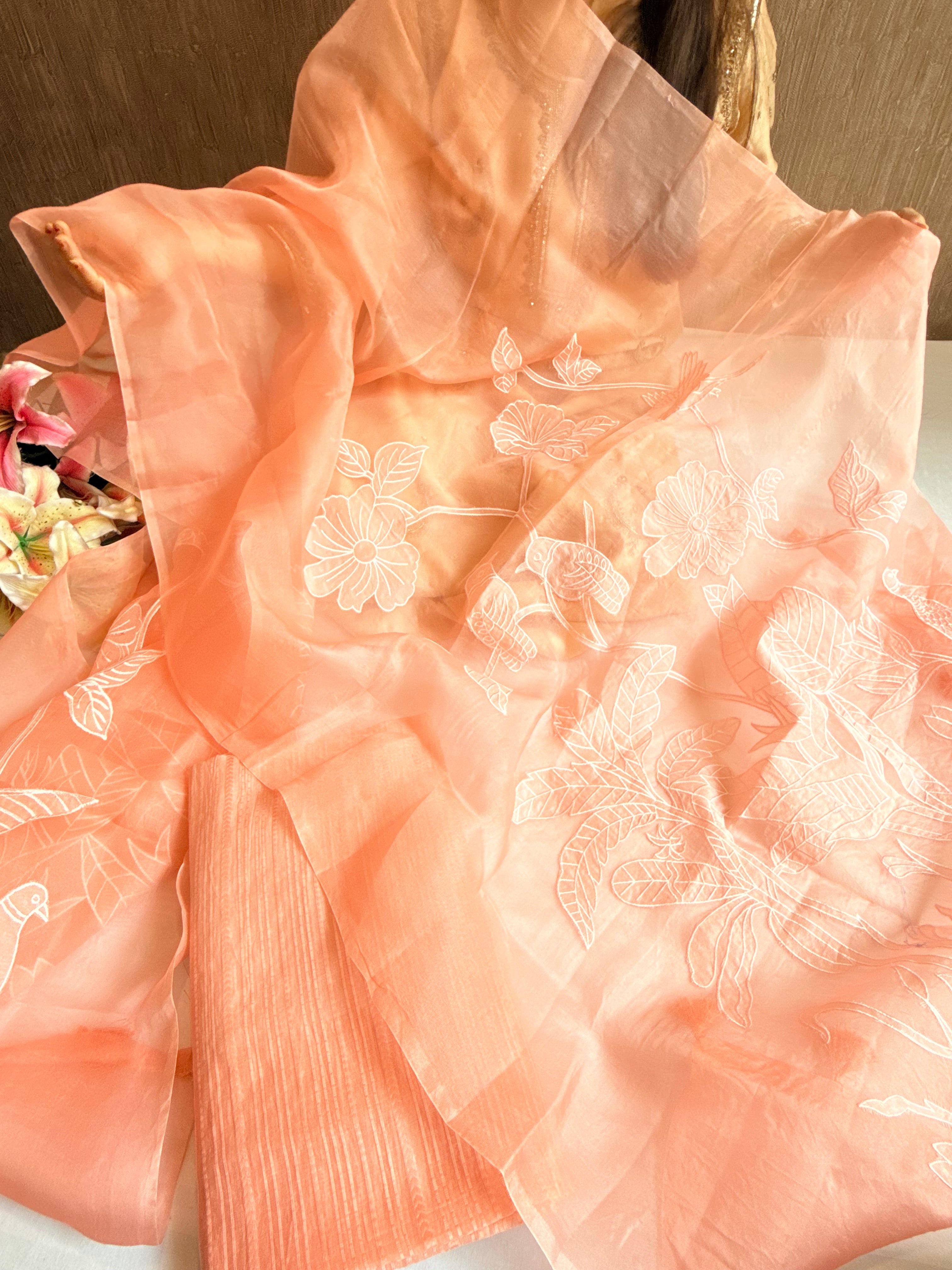 Appliqué work mul cotton striped kurta paired with kora silk embroidered duppata