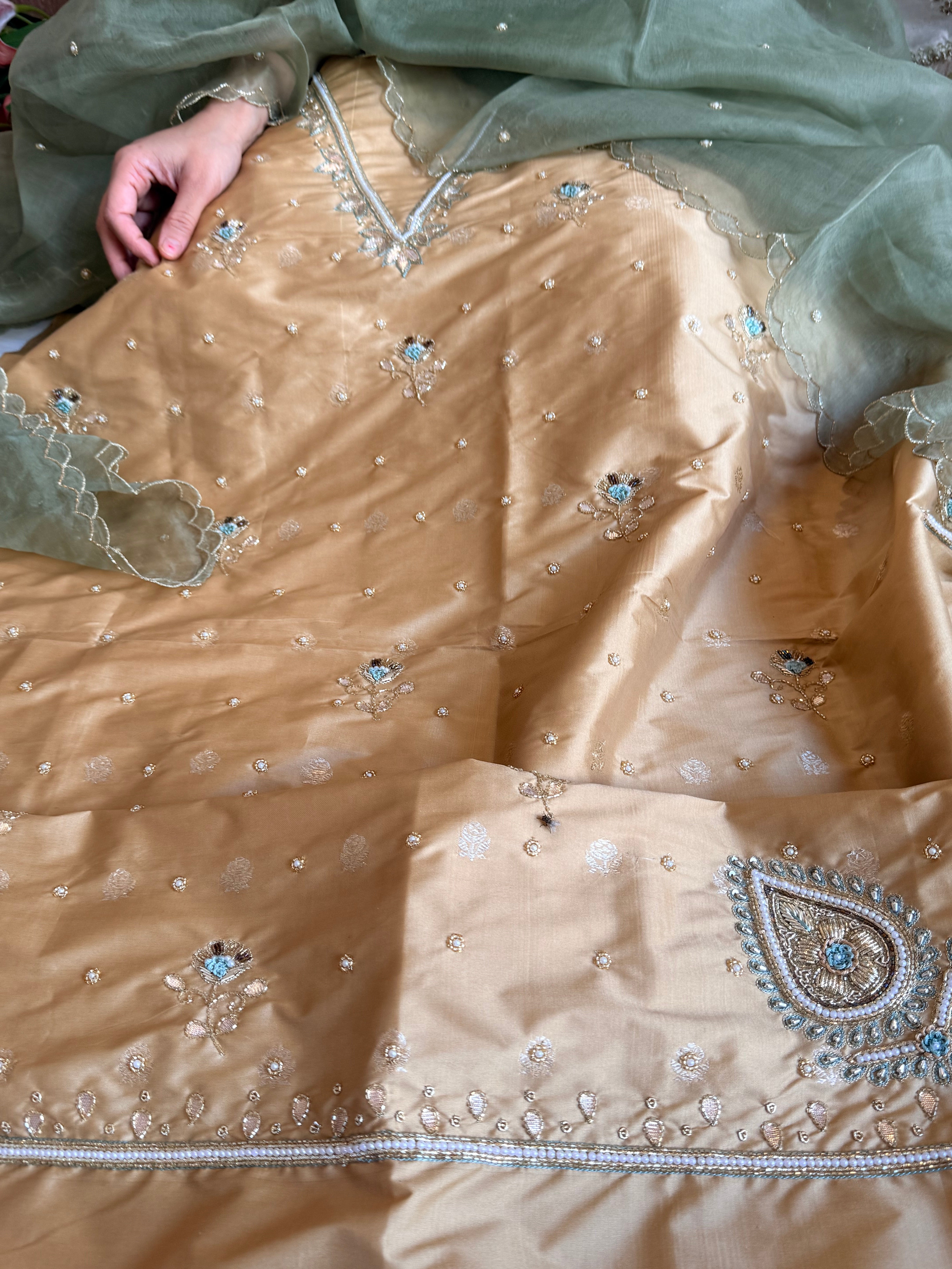 Katan silk hand embroidered banarasi kurta paired with kora silk duppata