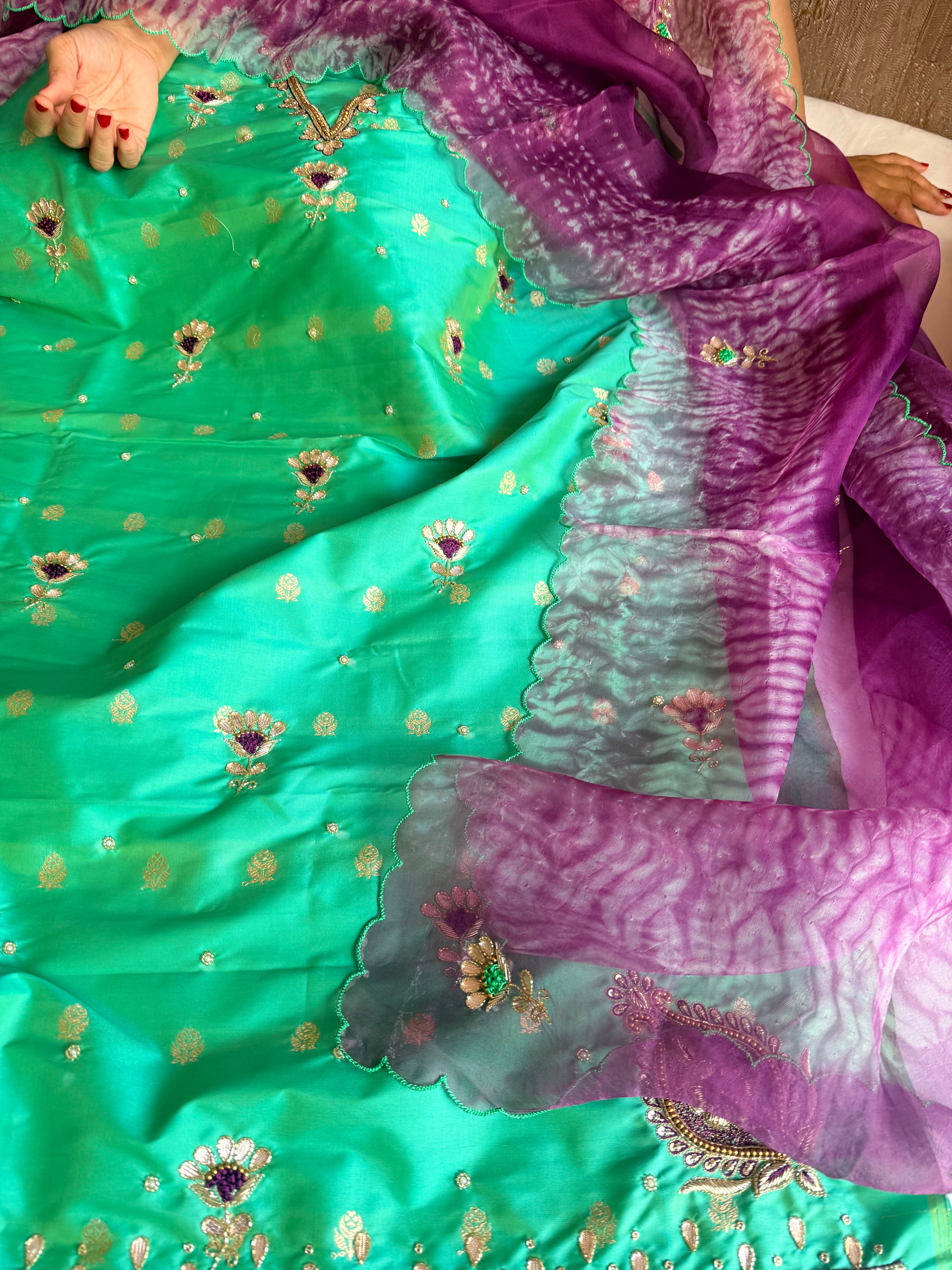 Shibori edit - Katan silk kadhwa kurta paired with hand embroidered kora shibori duppata