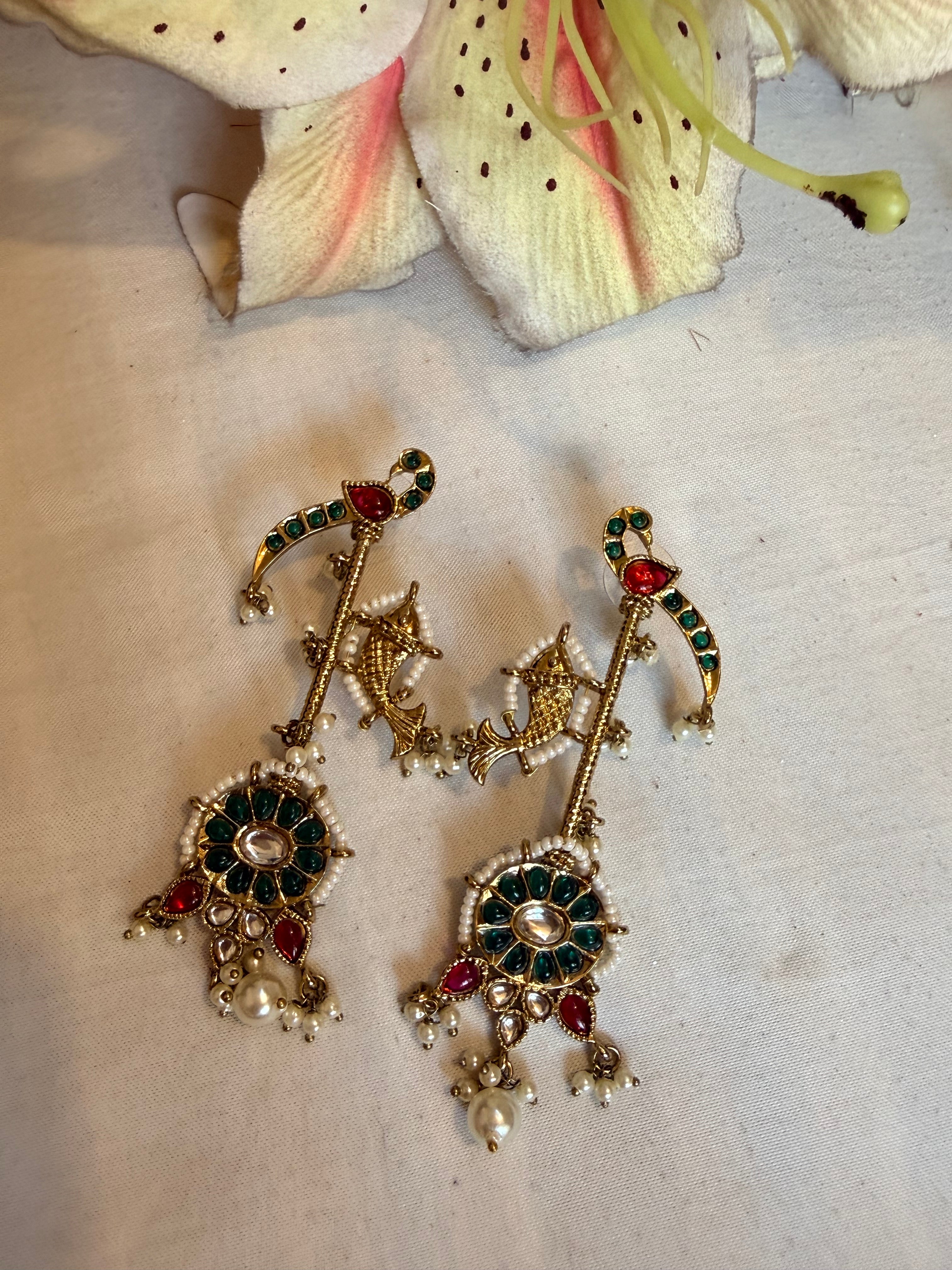 CHANDBALI EARING