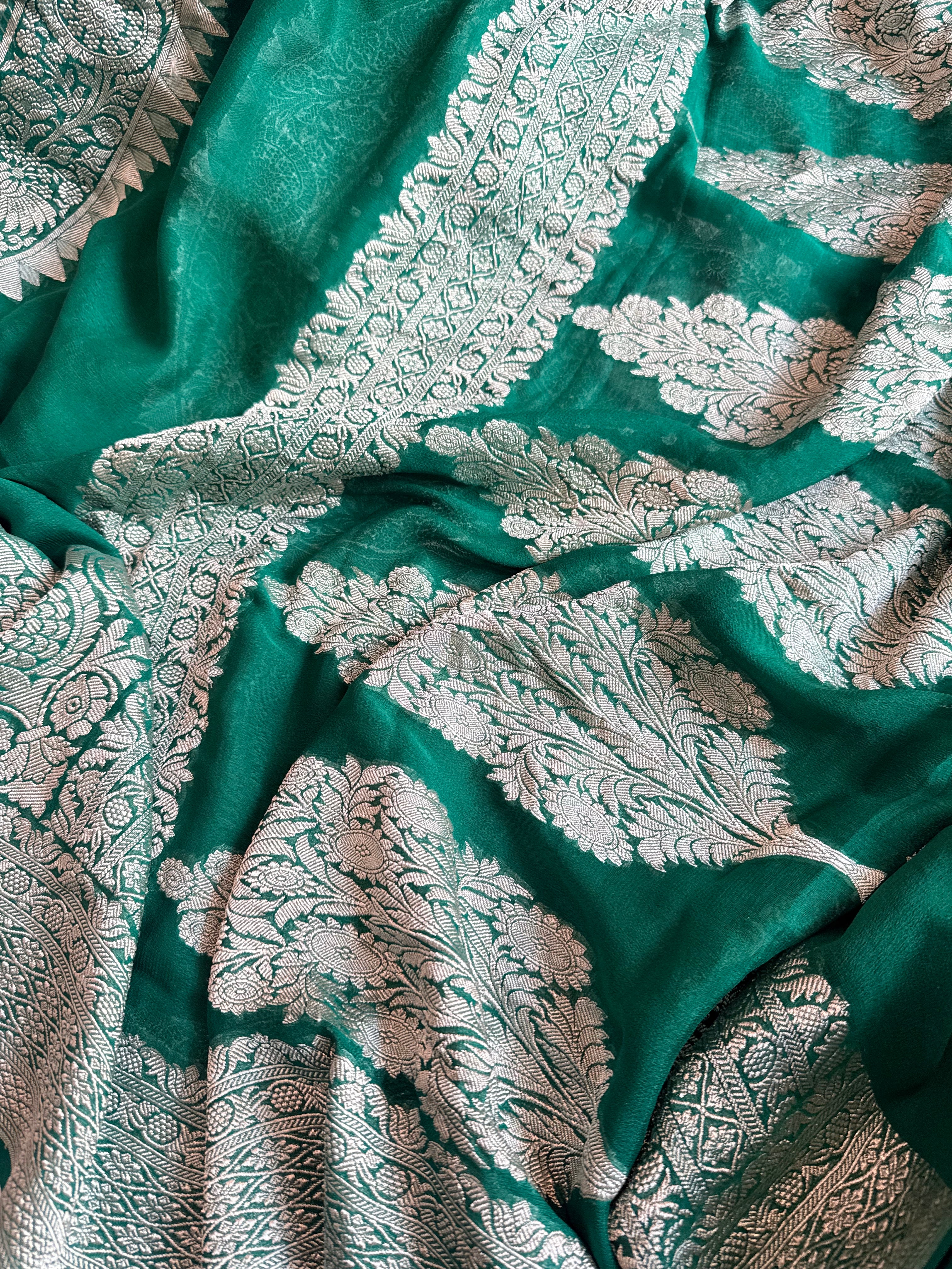 Fusion edit - Banarasi gorgette velvet meenakari kadhwa saree