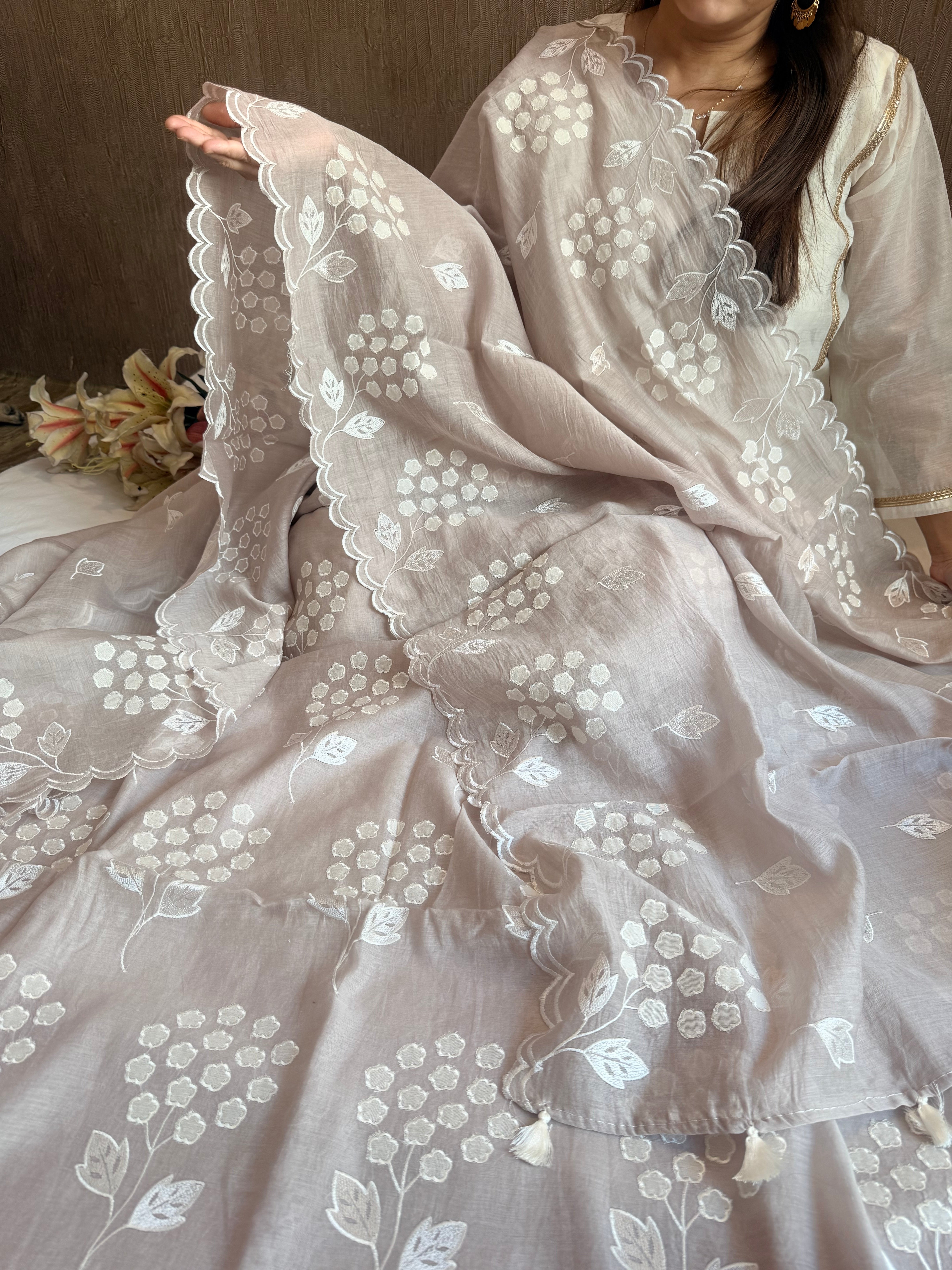 Alia bhatt inspired banarasi mulmul appliqué work suit set