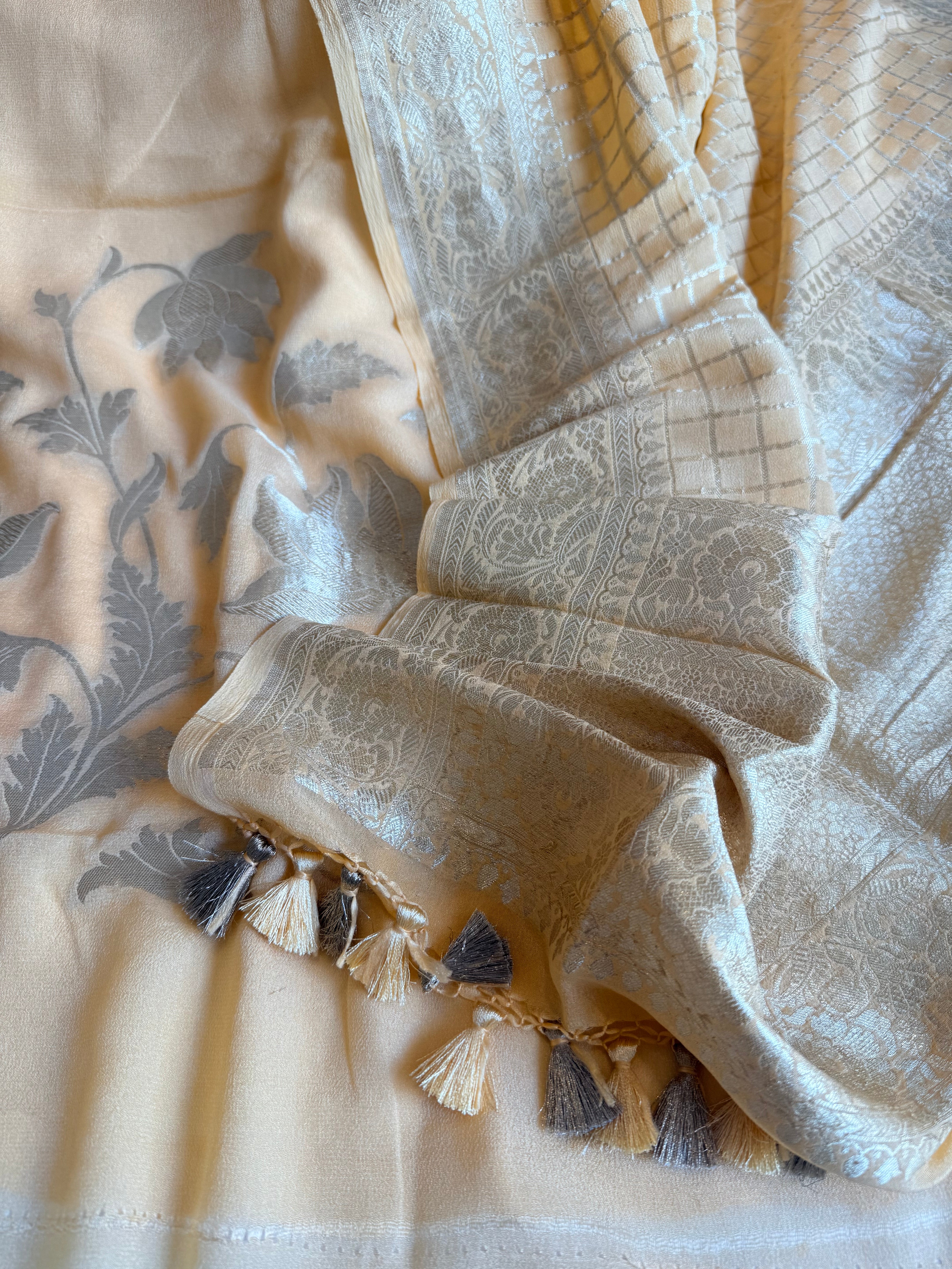 Chiffon gorgette kadhwa weaving banarasi suit set