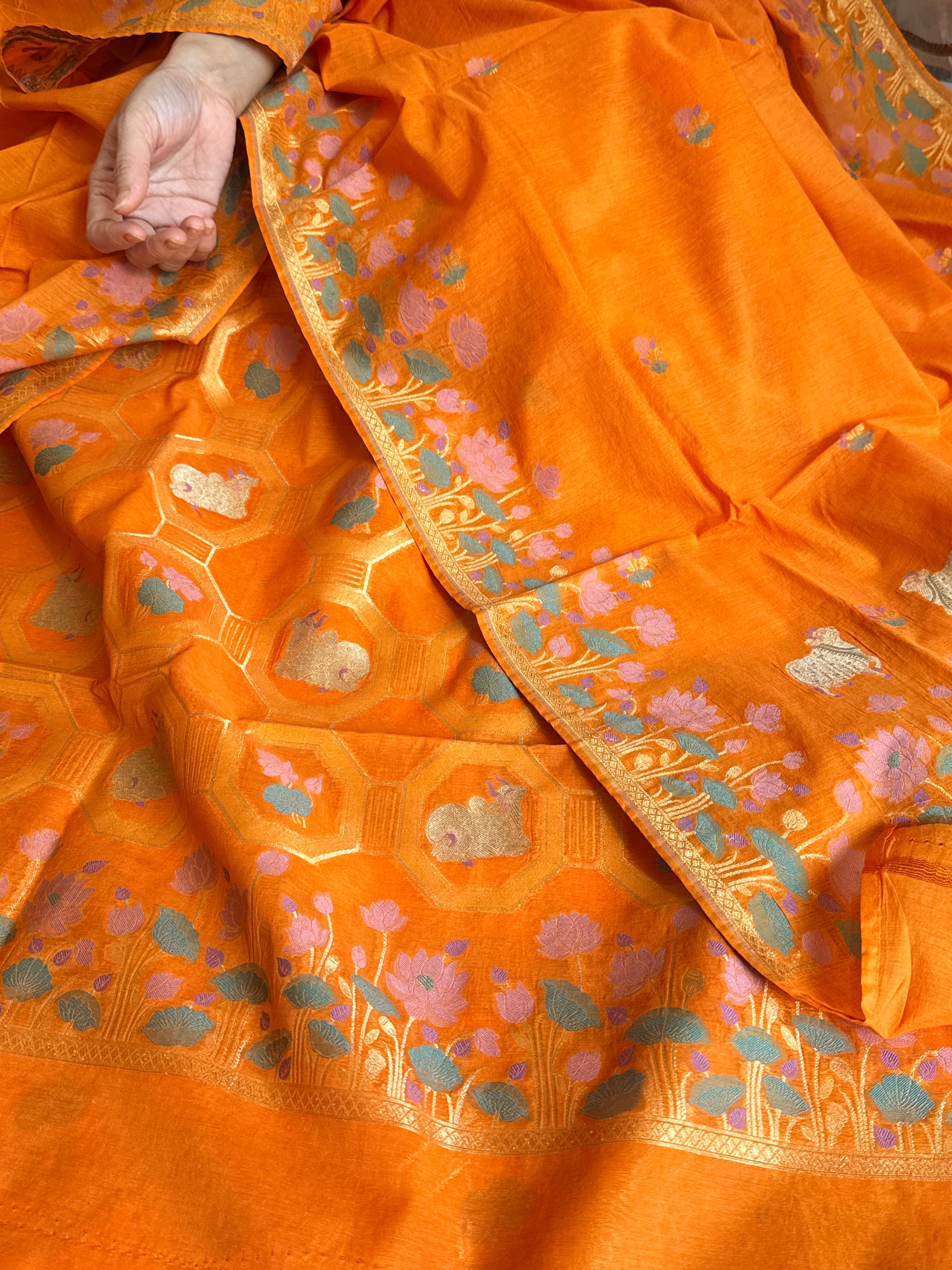 Mul cotton banarasi meenakari nandu motif suit sets