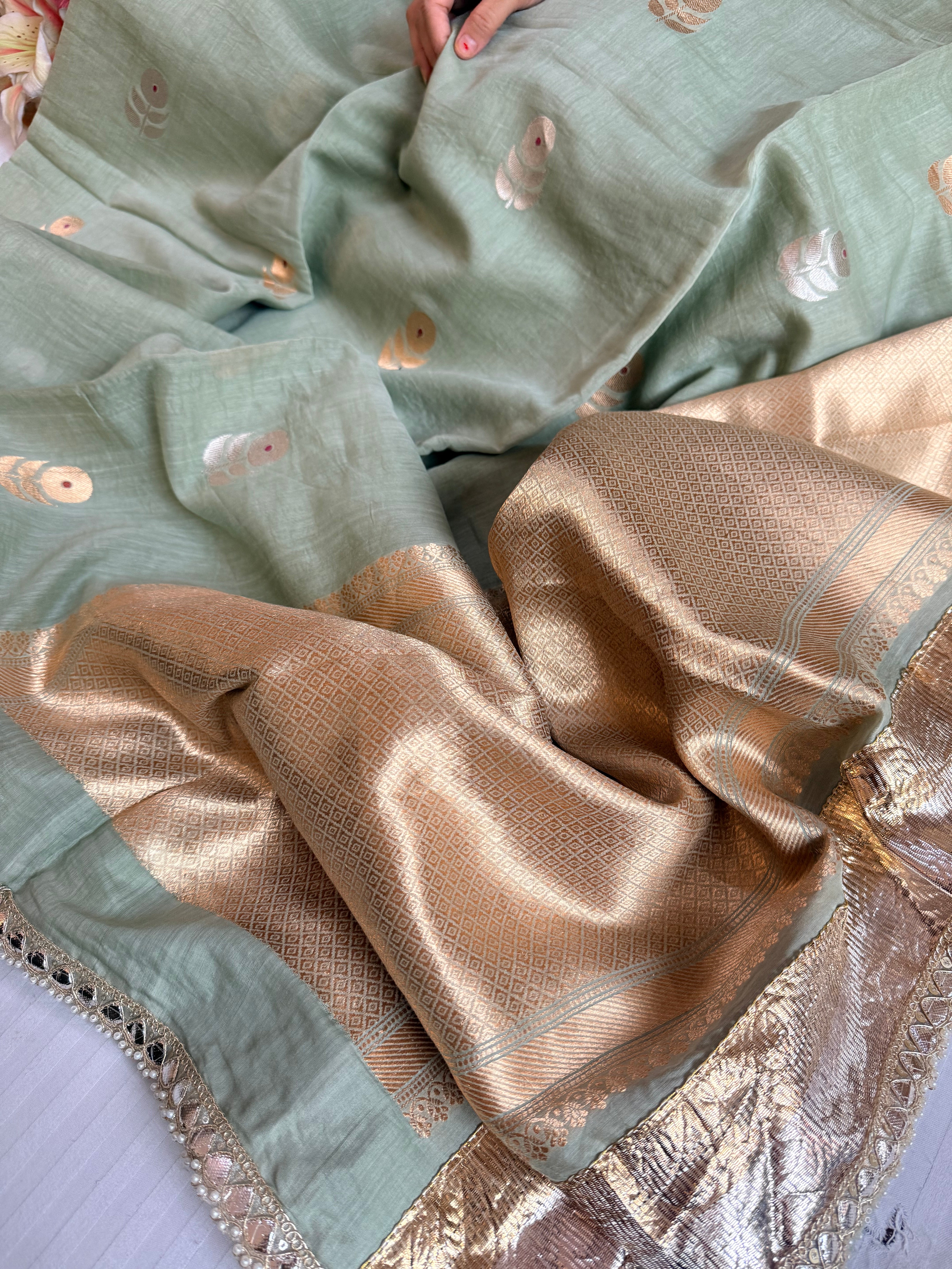 Handloom mulmul cotton silk saree with lampi gota border