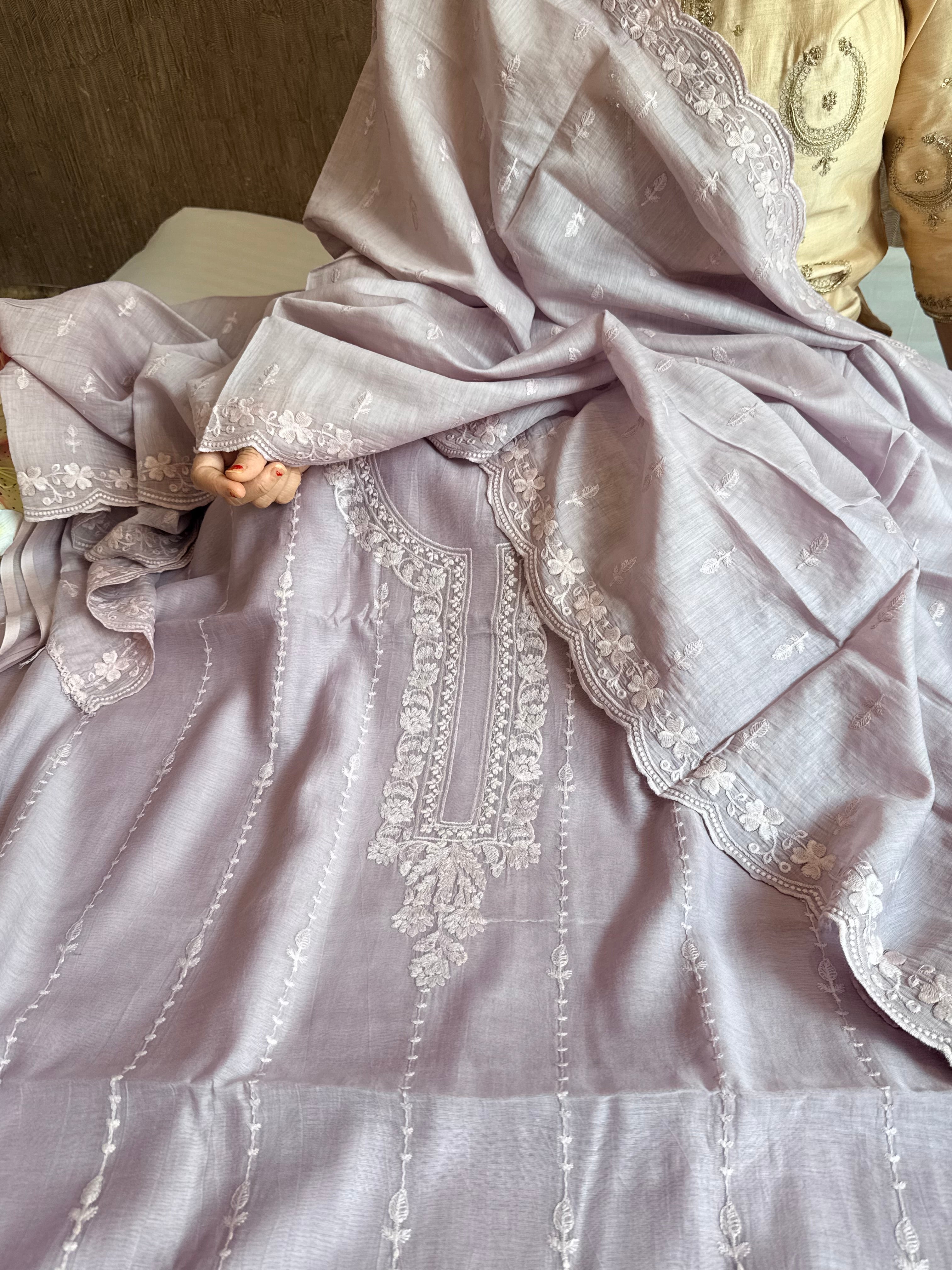 Dusty lilac mul cotton thread hand embroidered suit set